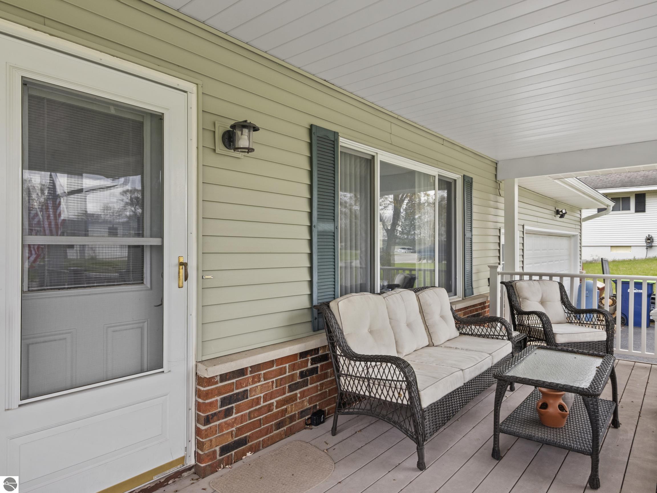 1150 N Carriage Hill