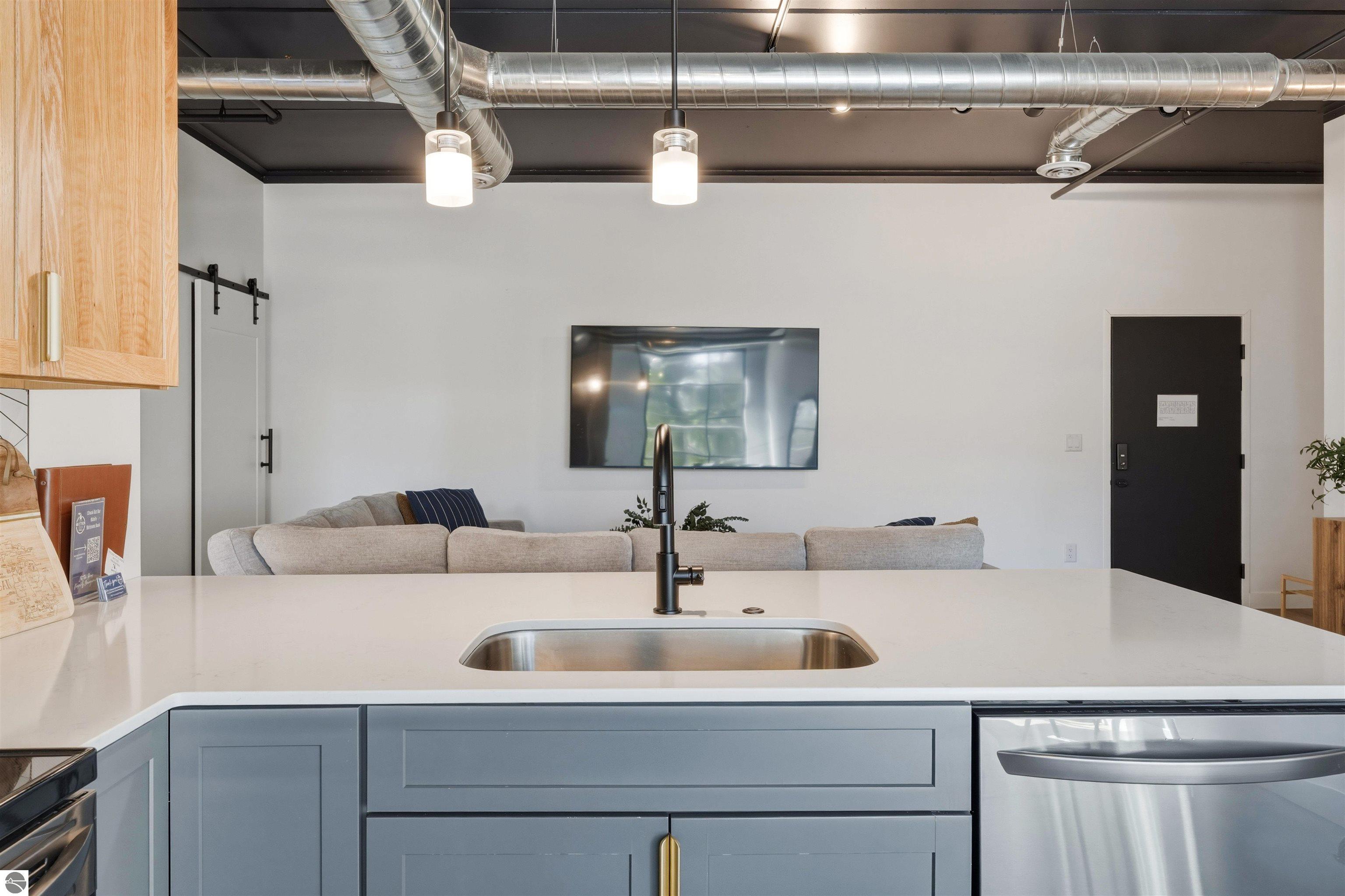 1825 E Eighth Street # 220
