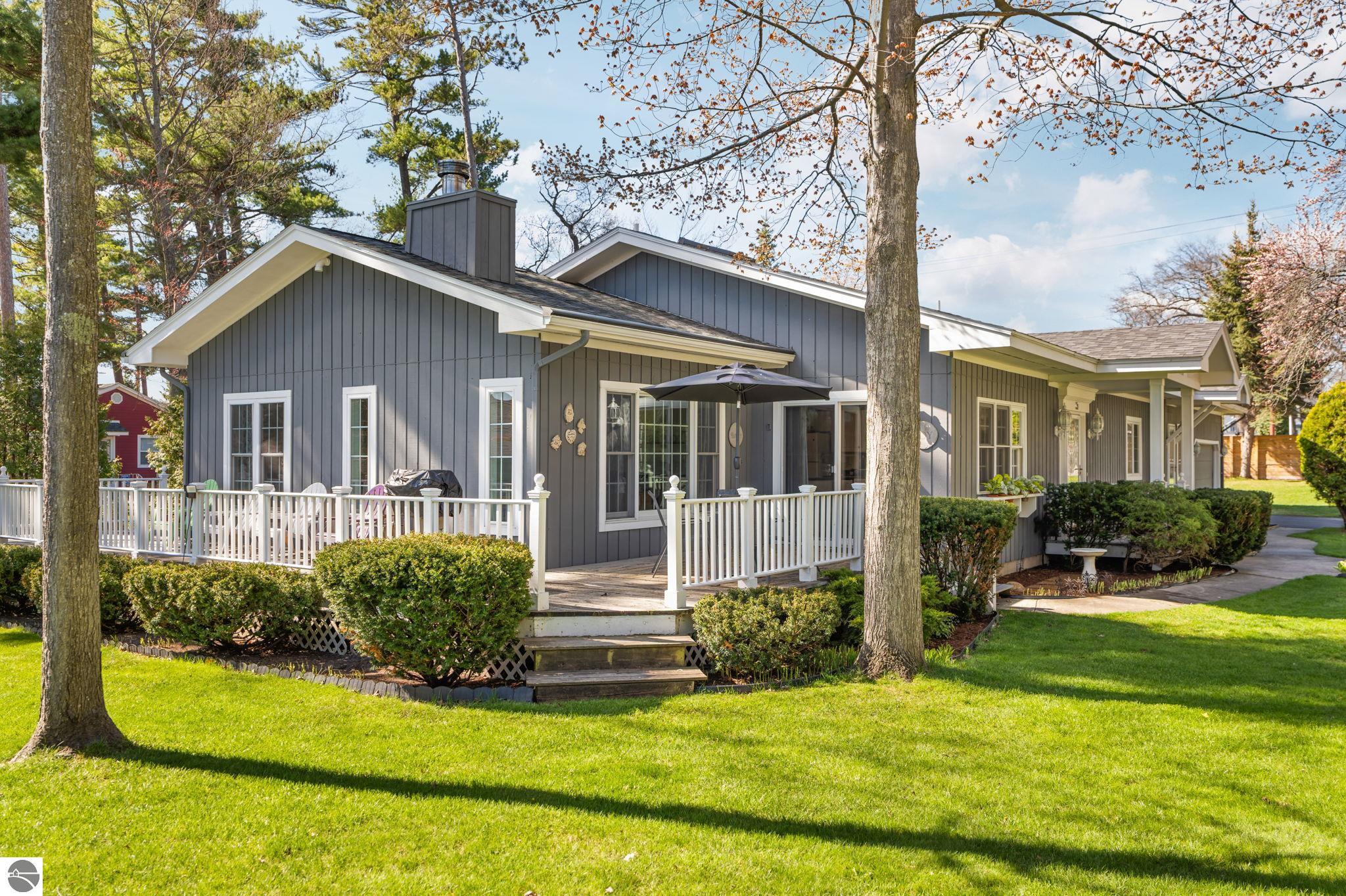 702 Ahgosa Trail