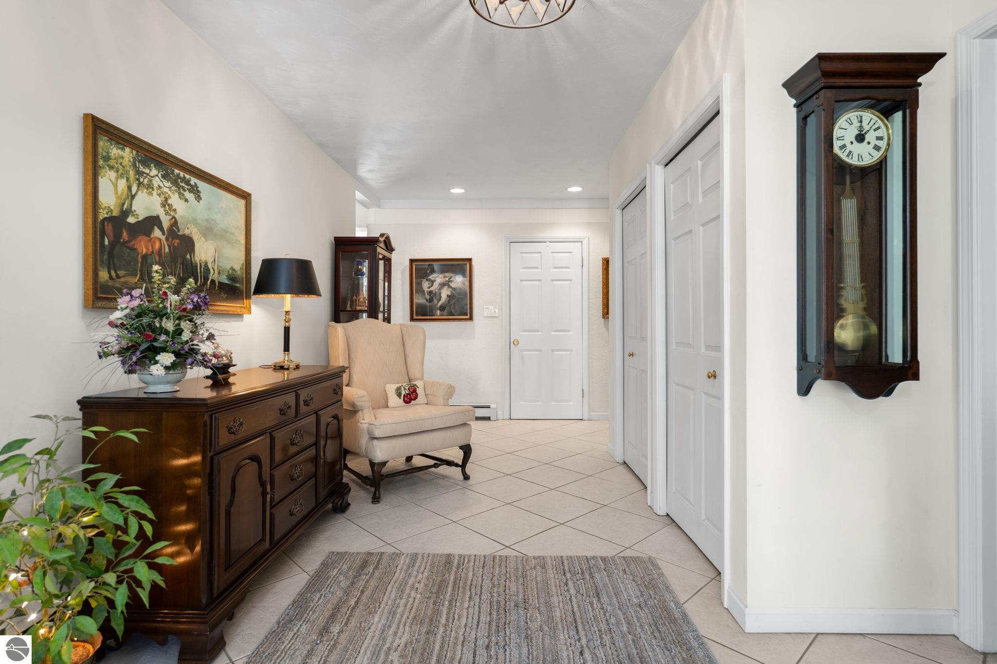 702 Ahgosa Trail