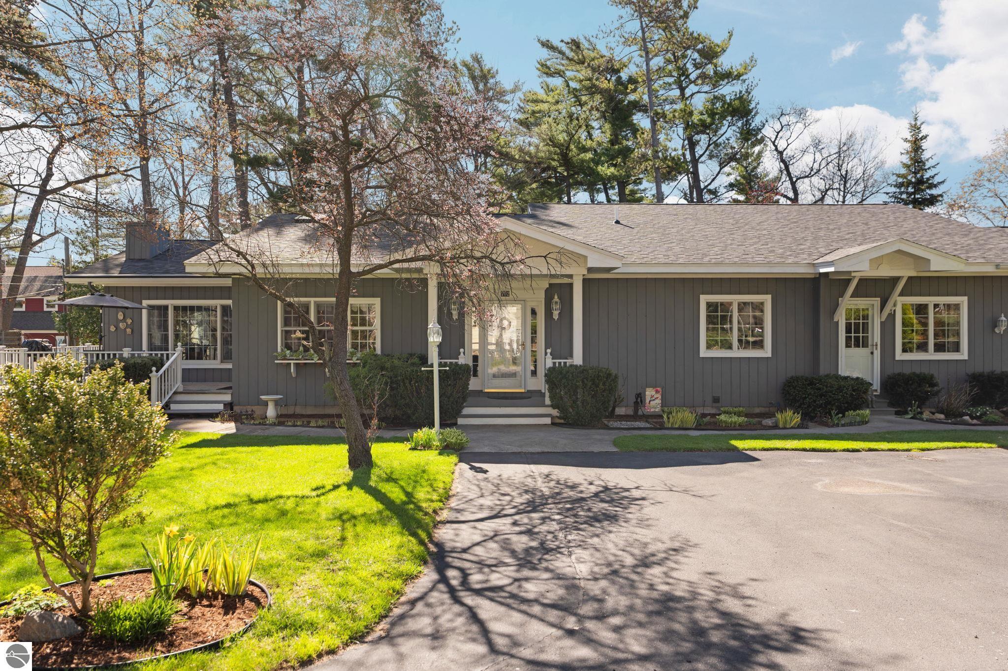 702 Ahgosa Trail