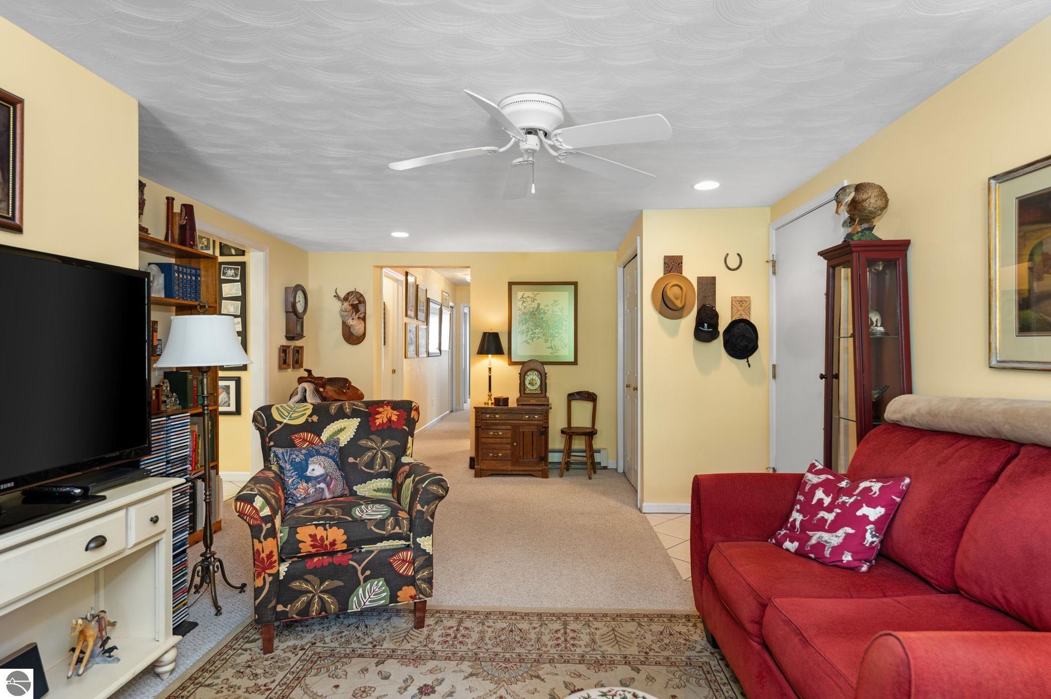 702 Ahgosa Trail