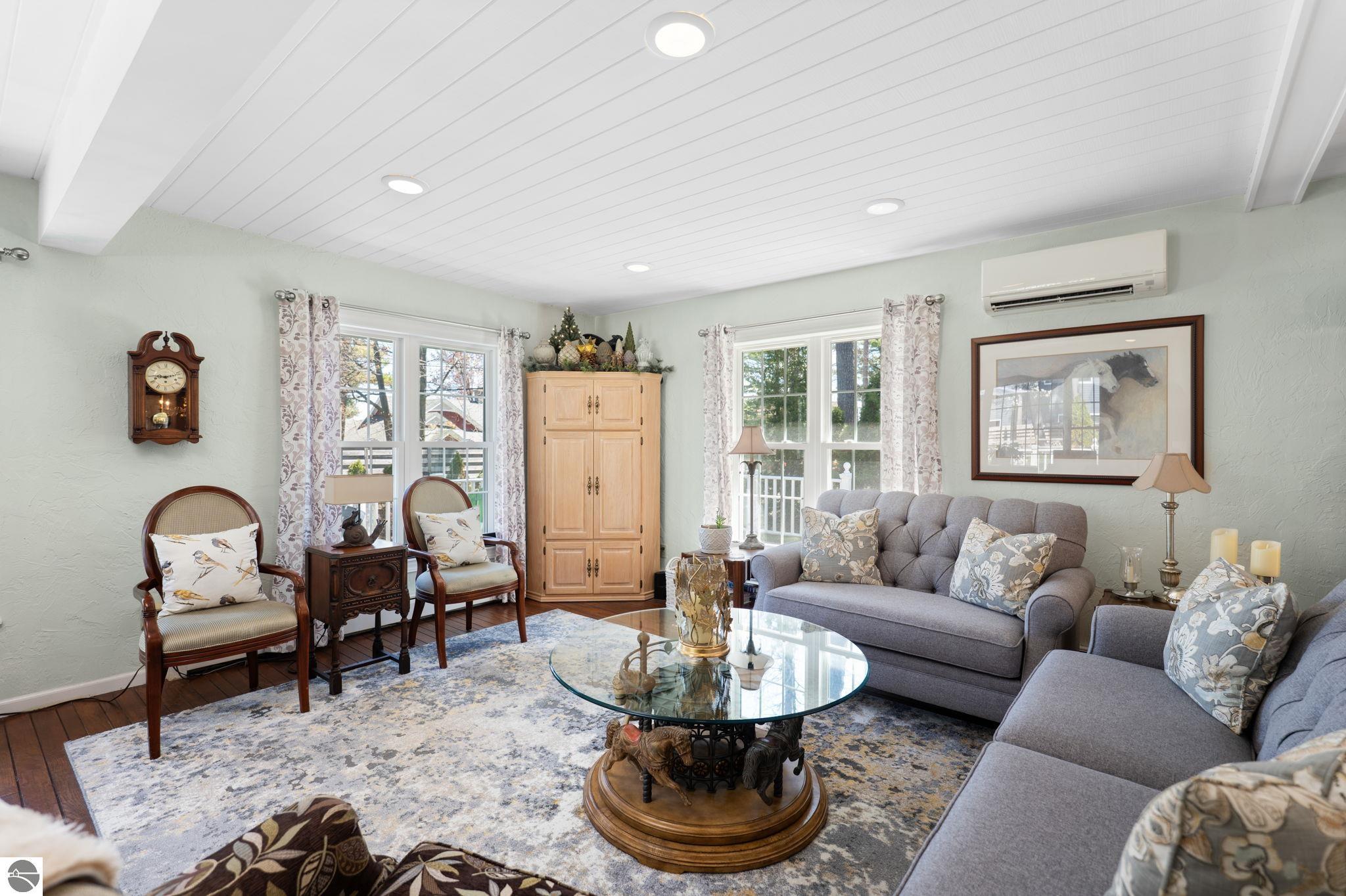 702 Ahgosa Trail