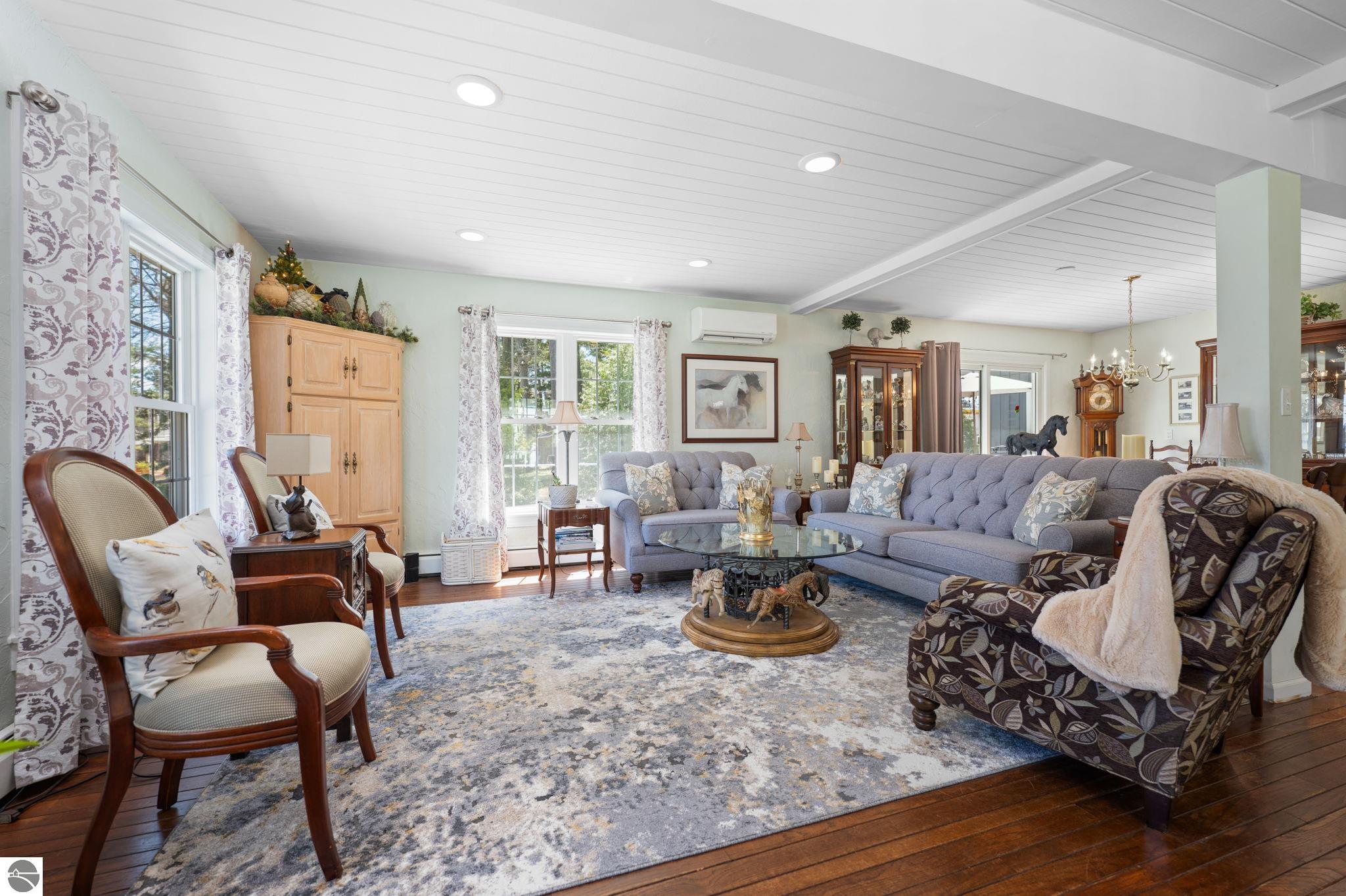 702 Ahgosa Trail
