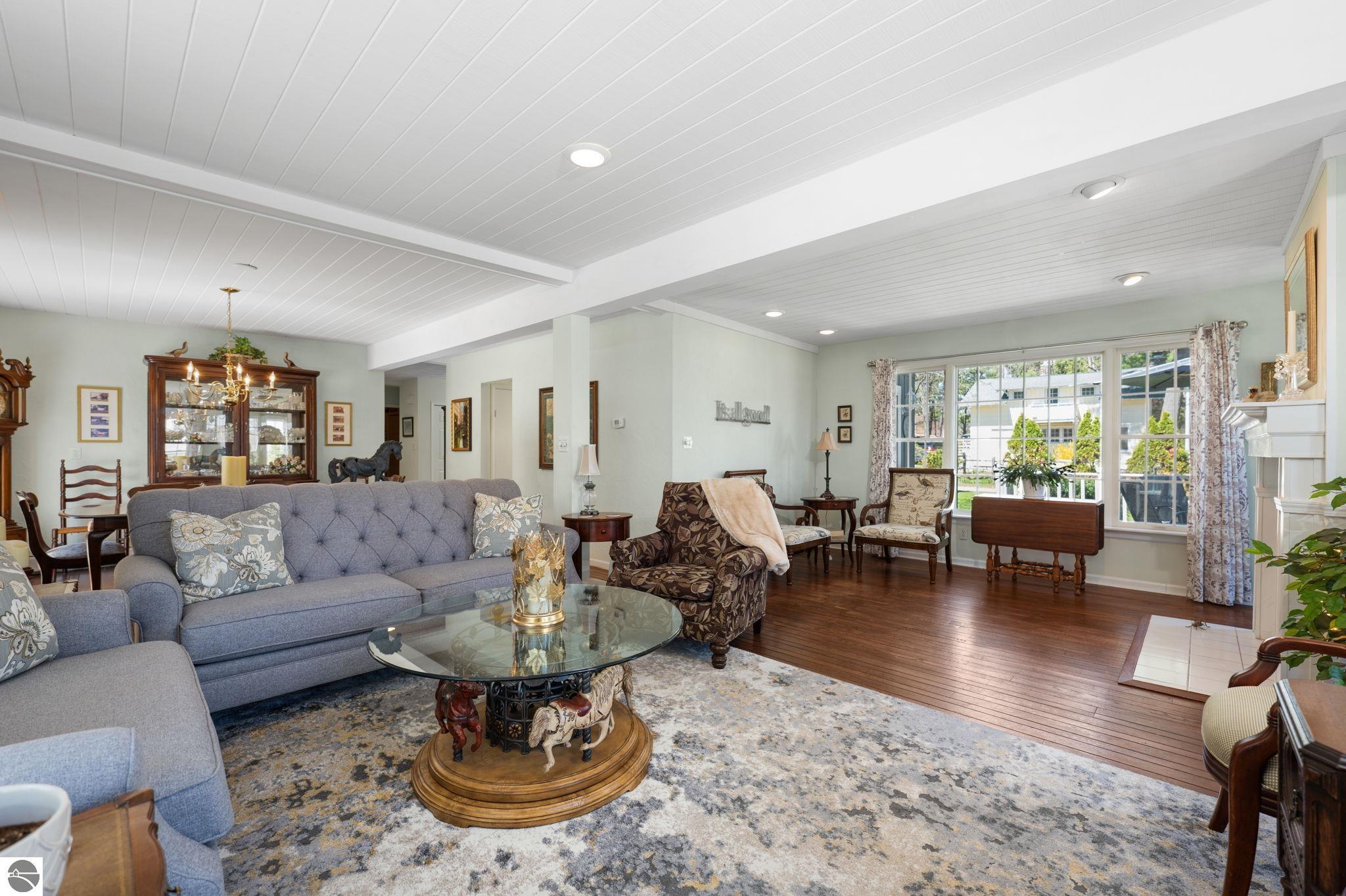 702 Ahgosa Trail