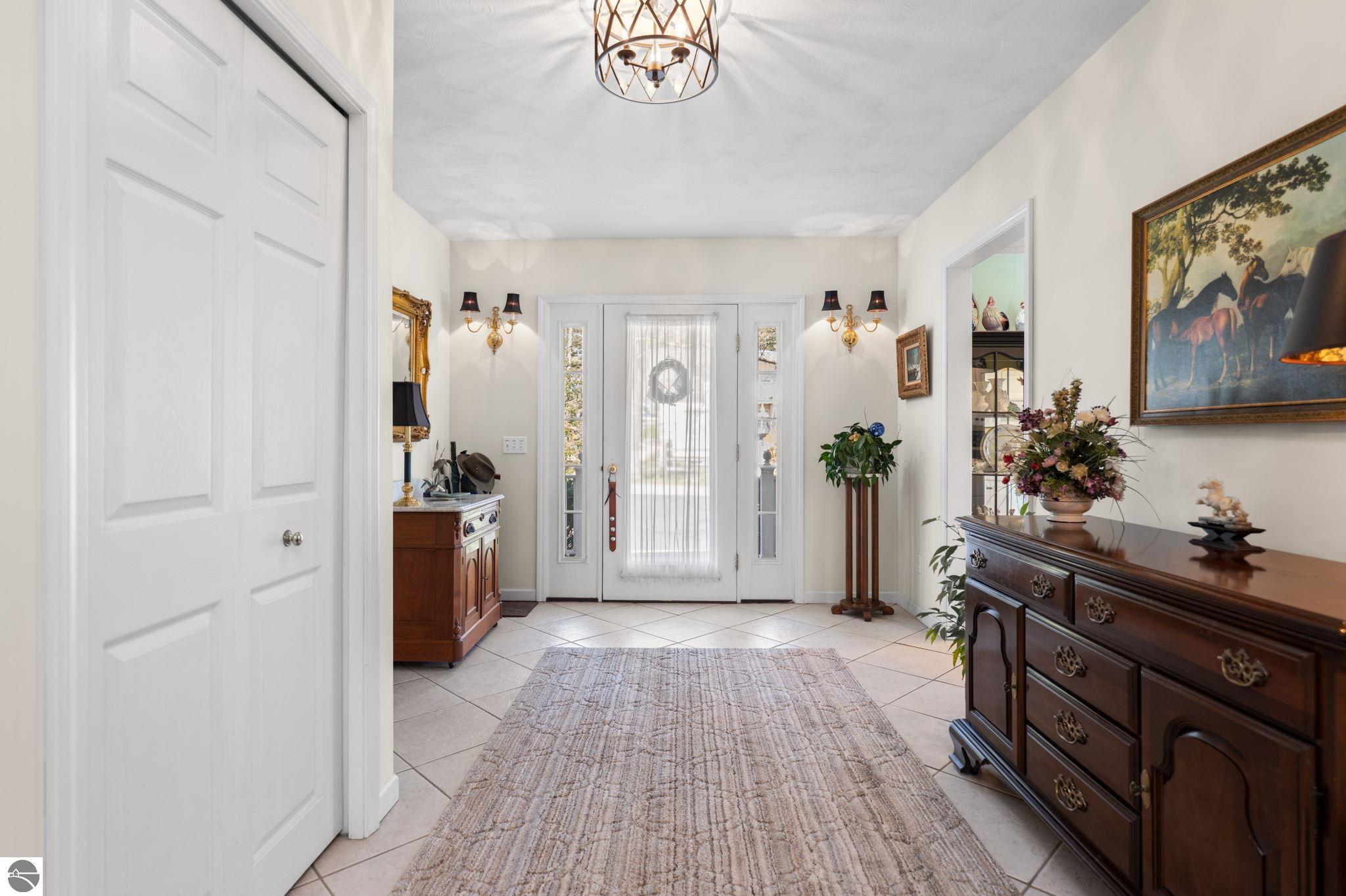 702 Ahgosa Trail