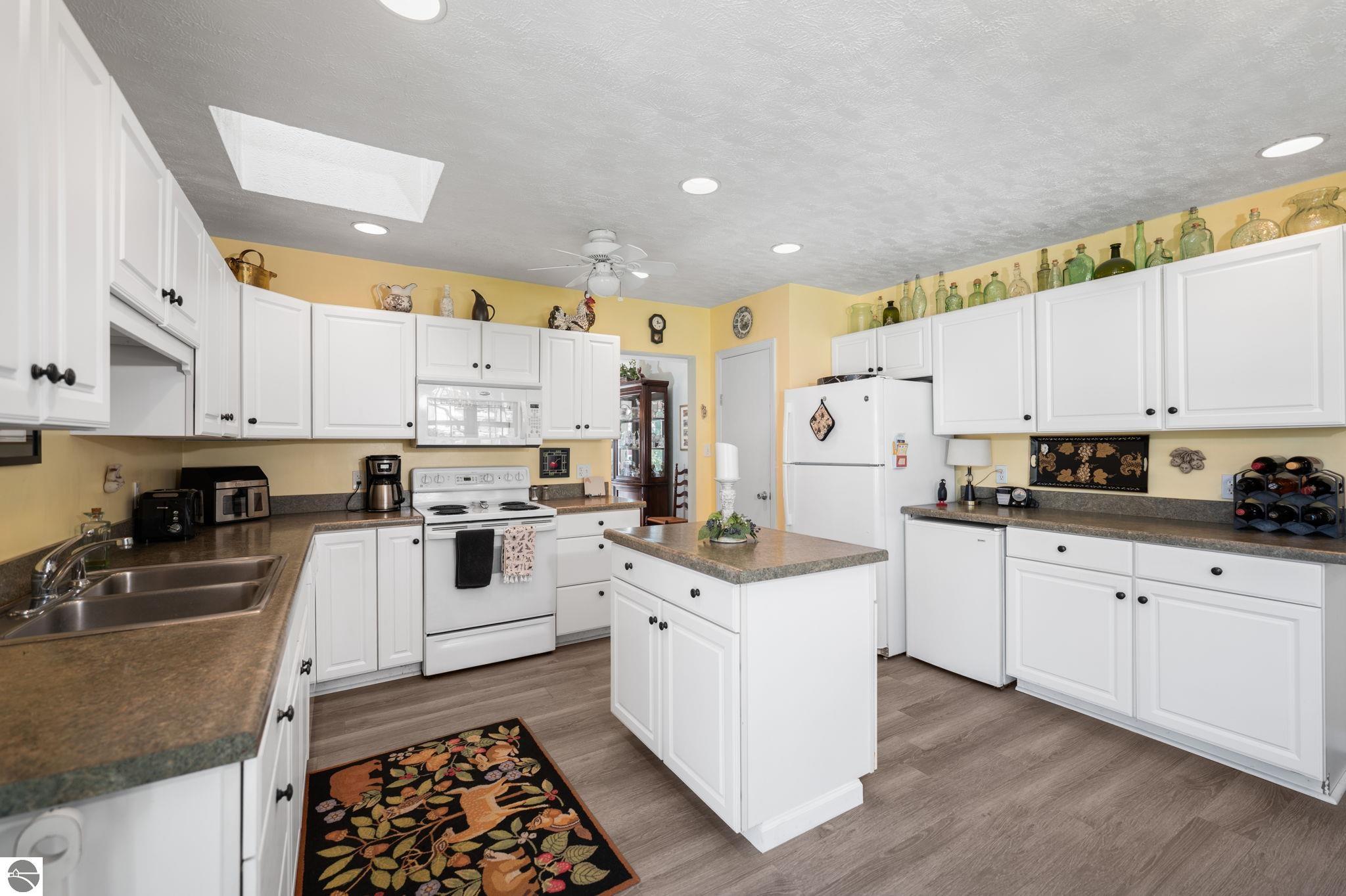 702 Ahgosa Trail