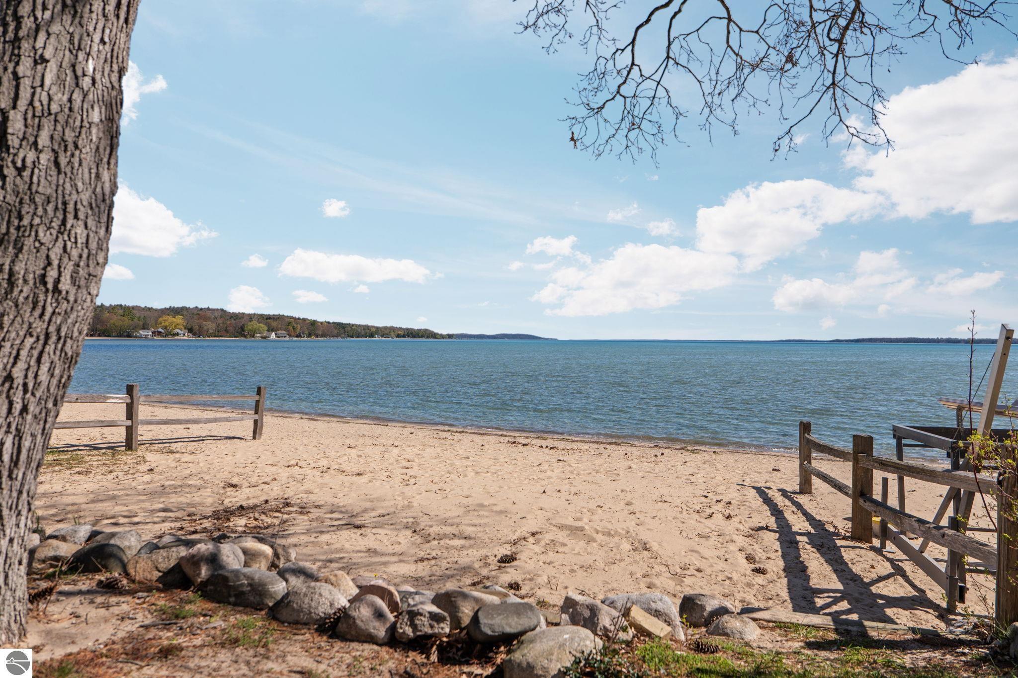 702 Ahgosa Trail