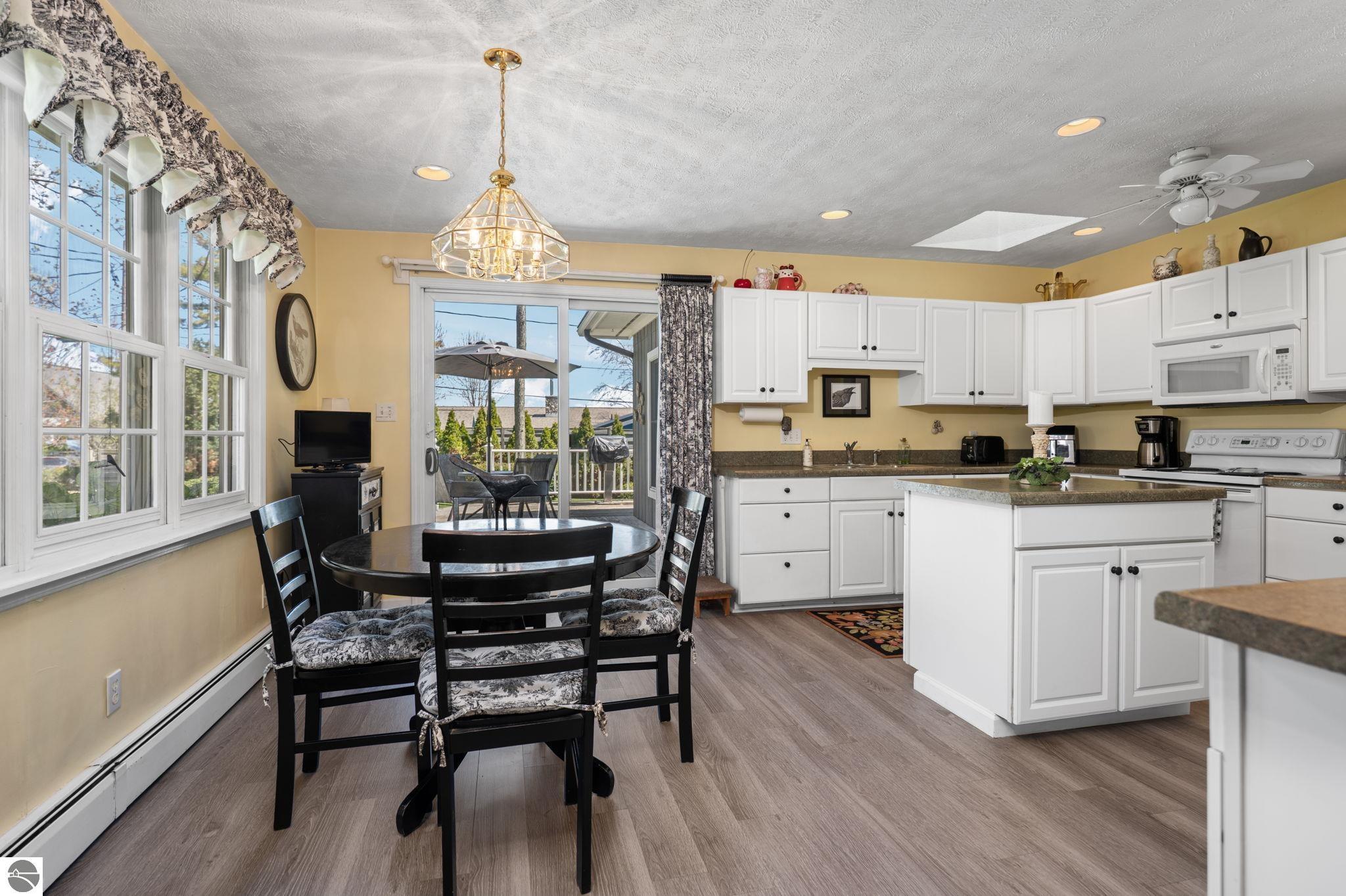 702 Ahgosa Trail
