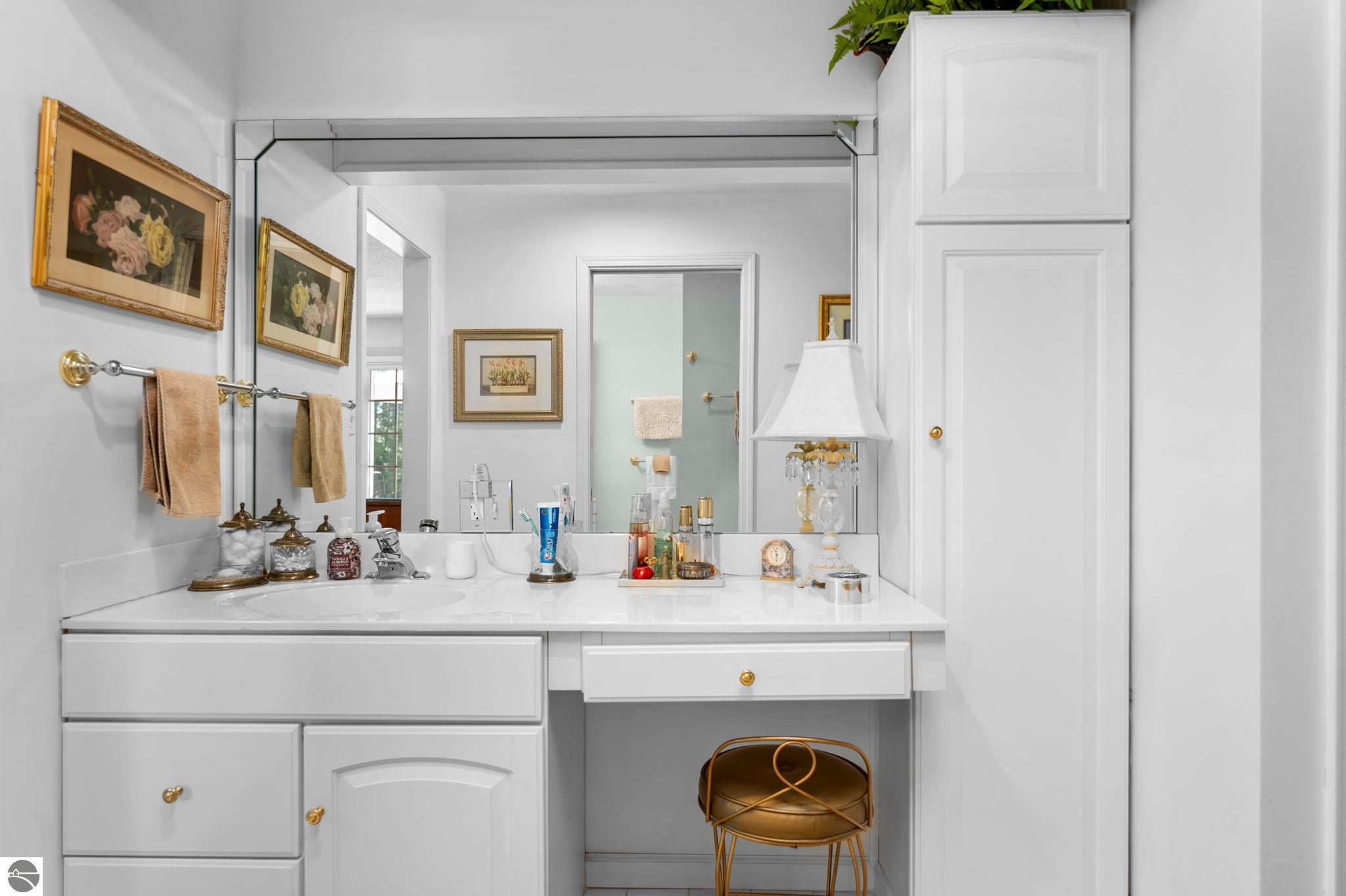 702 Ahgosa Trail