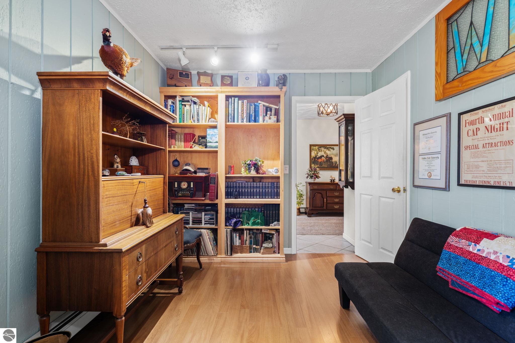 702 Ahgosa Trail