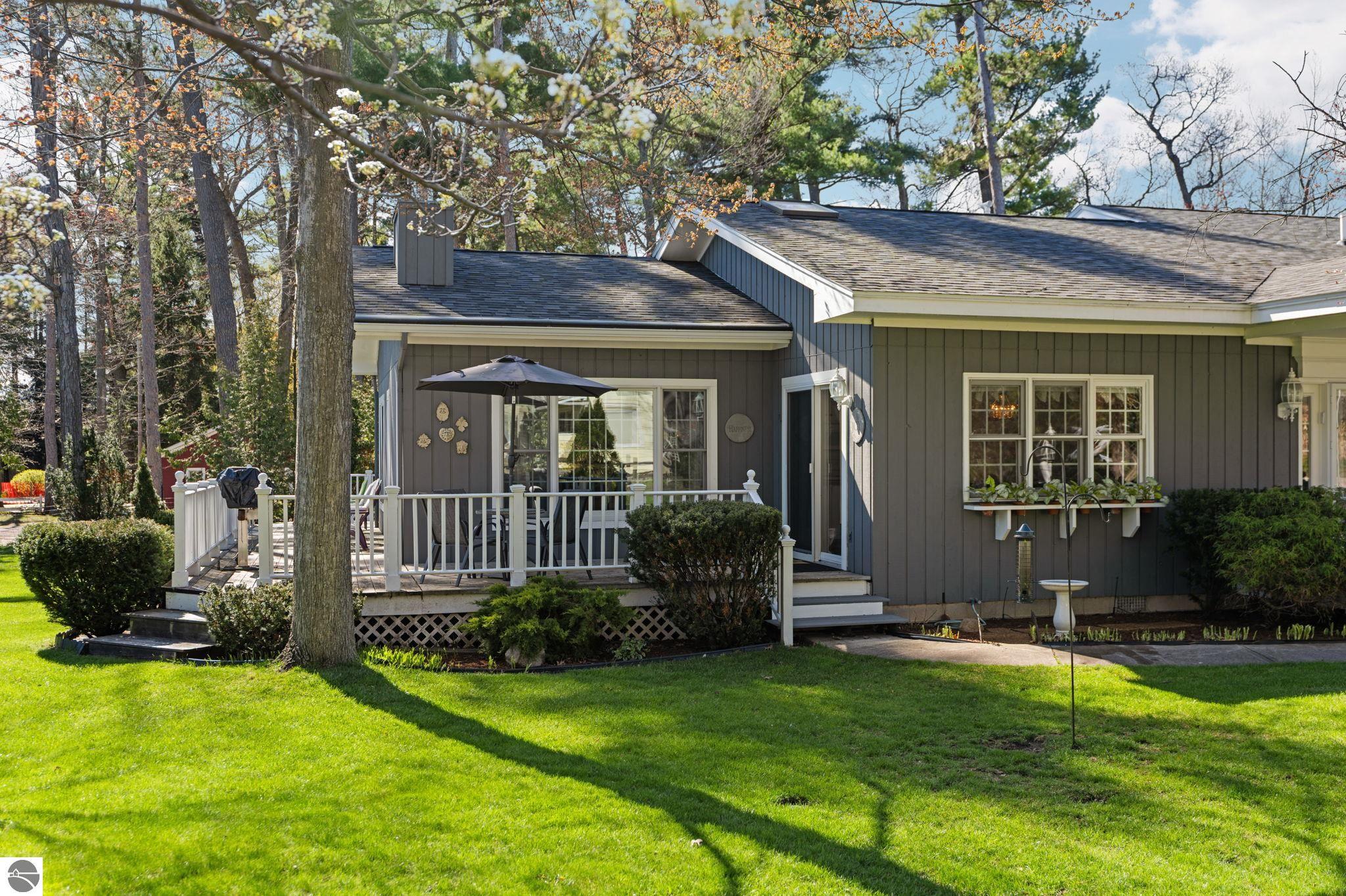 702 Ahgosa Trail