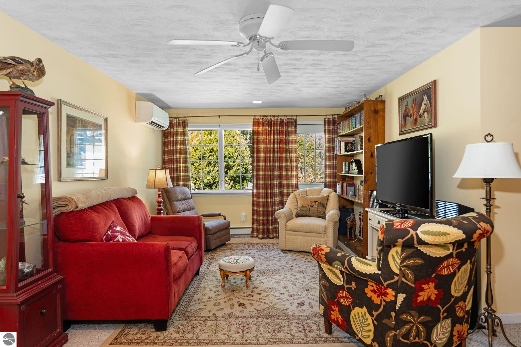 702 Ahgosa Trail