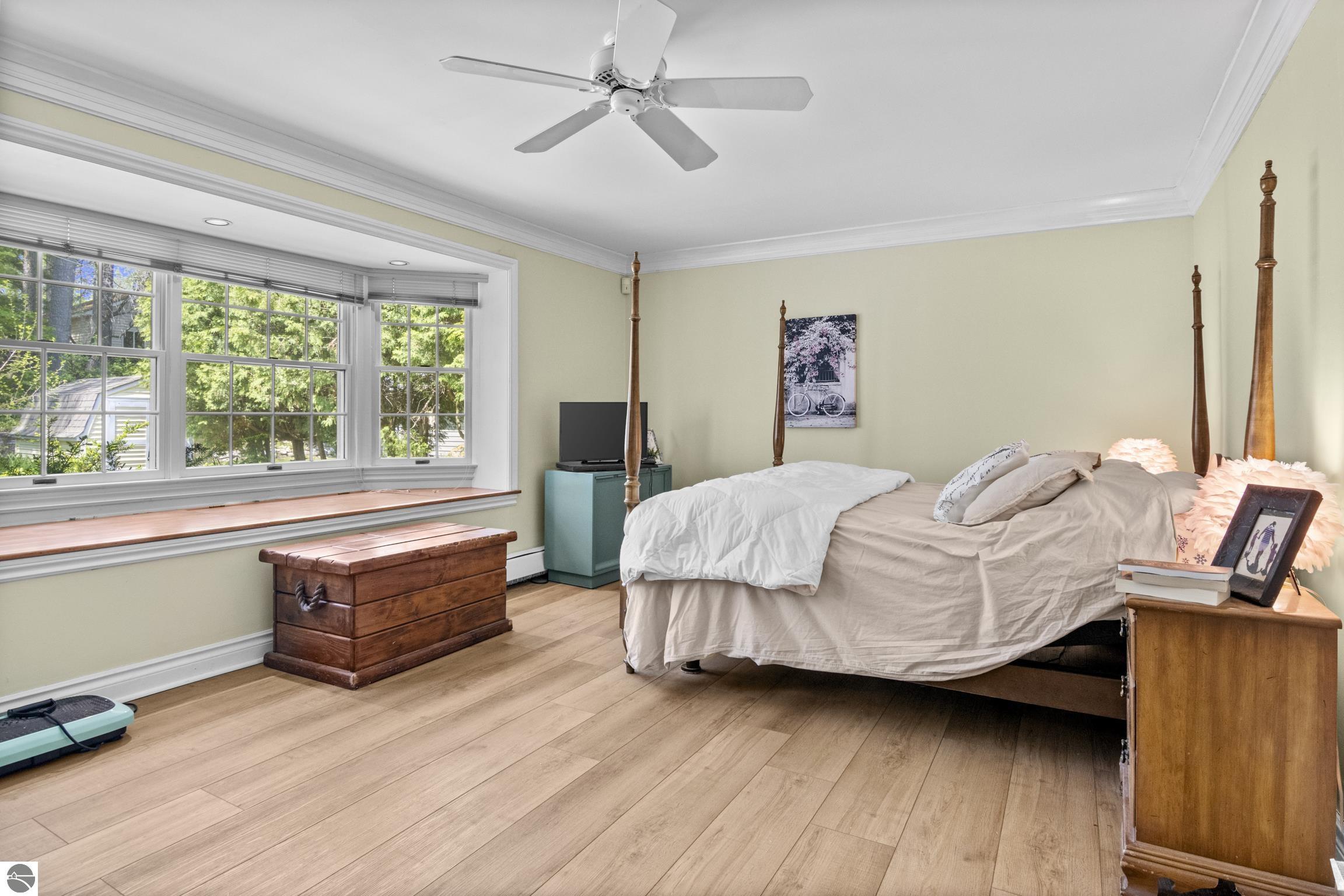 340 S East Bay Boulevard