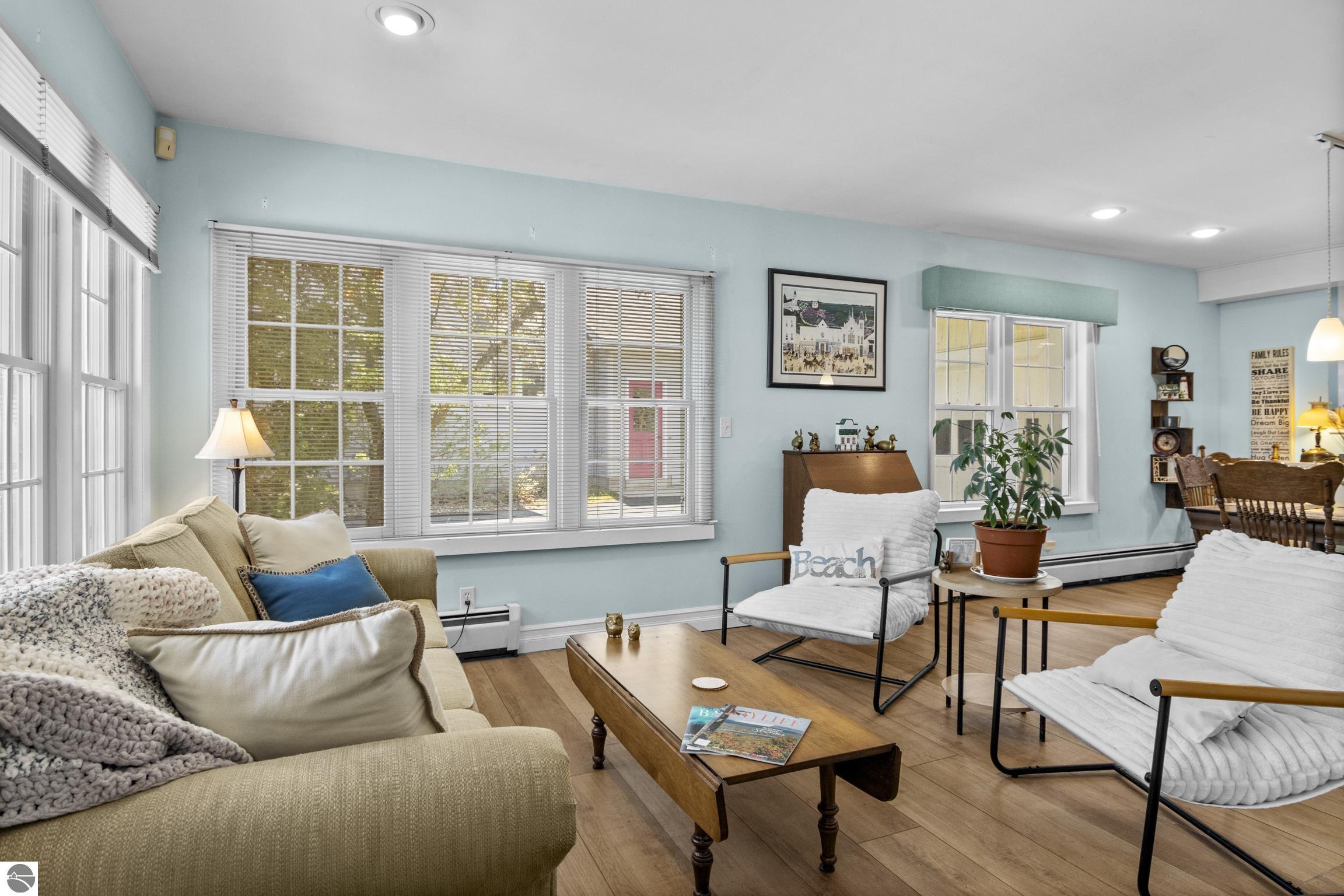 340 S East Bay Boulevard