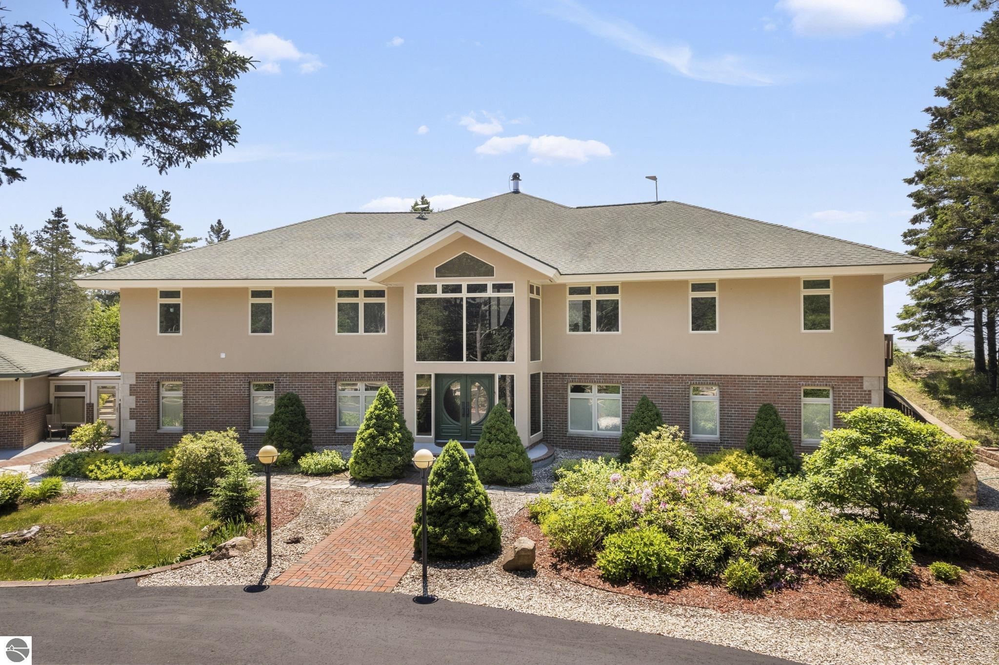 5343 Michibay Drive