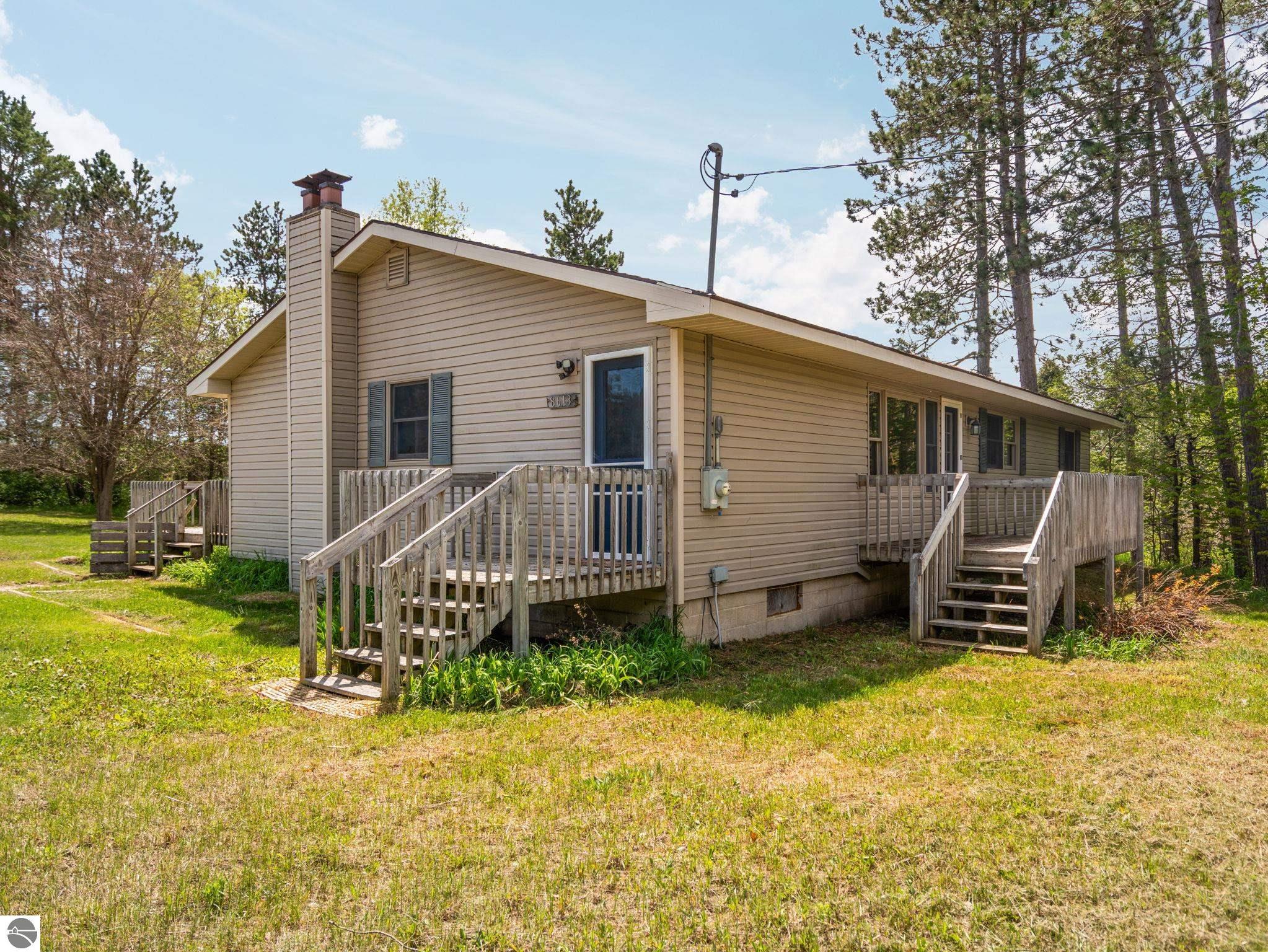 8613 Summit City Road