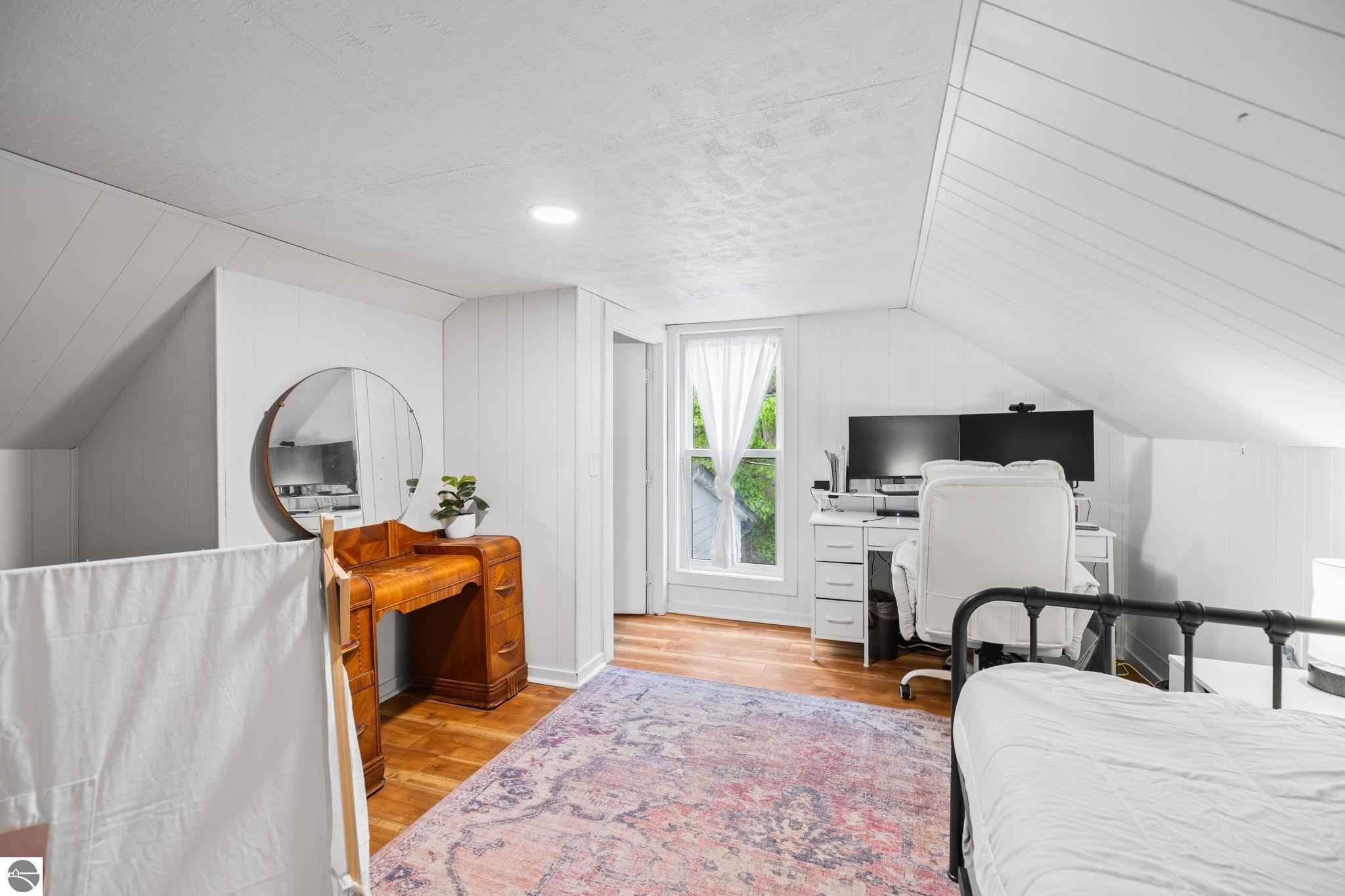 210 E Fourteenth Street