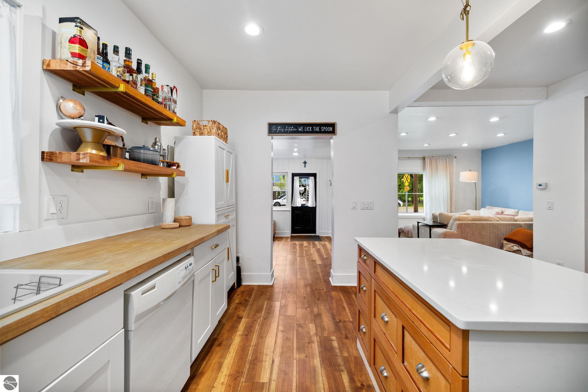 210 E Fourteenth Street