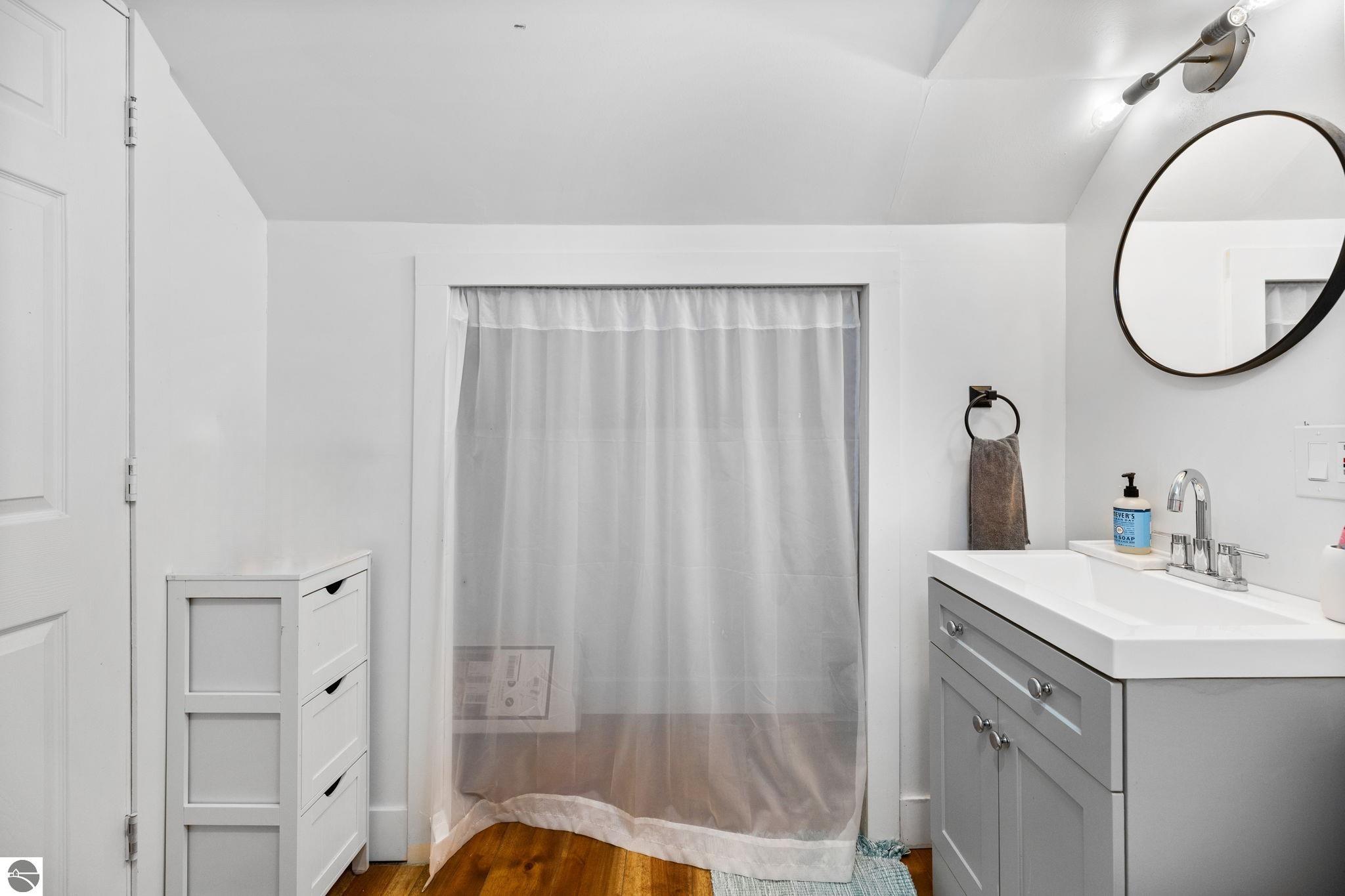 210 E Fourteenth Street