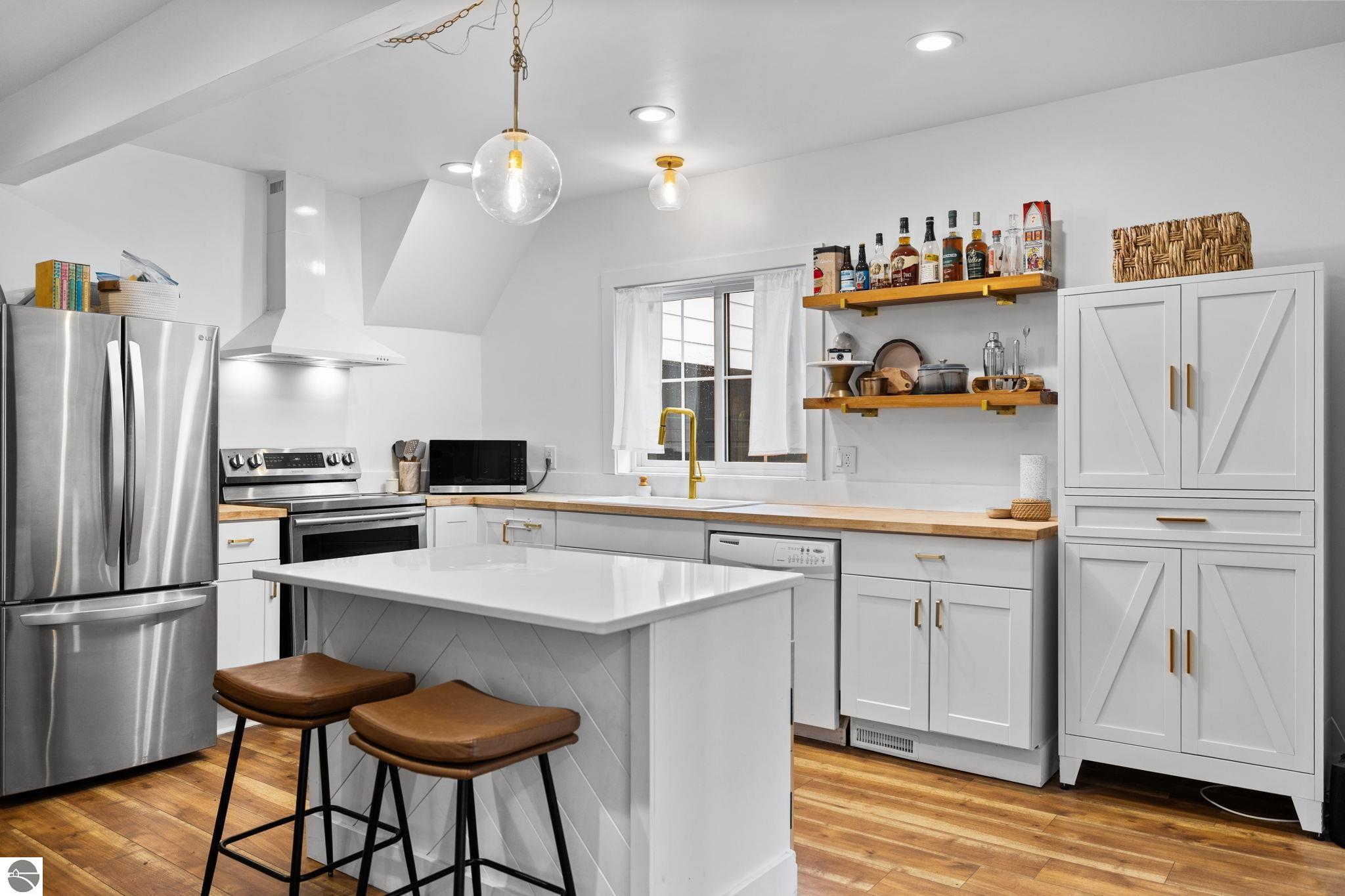 210 E Fourteenth Street