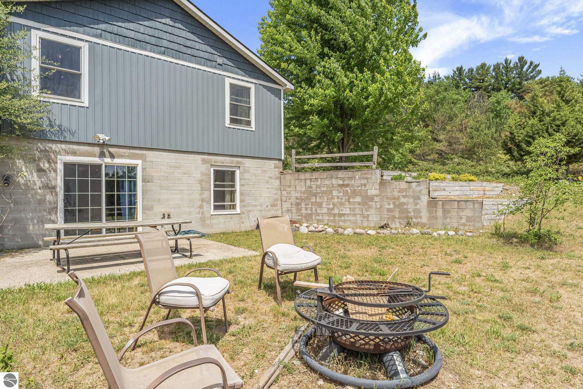 390 S Marshall Road