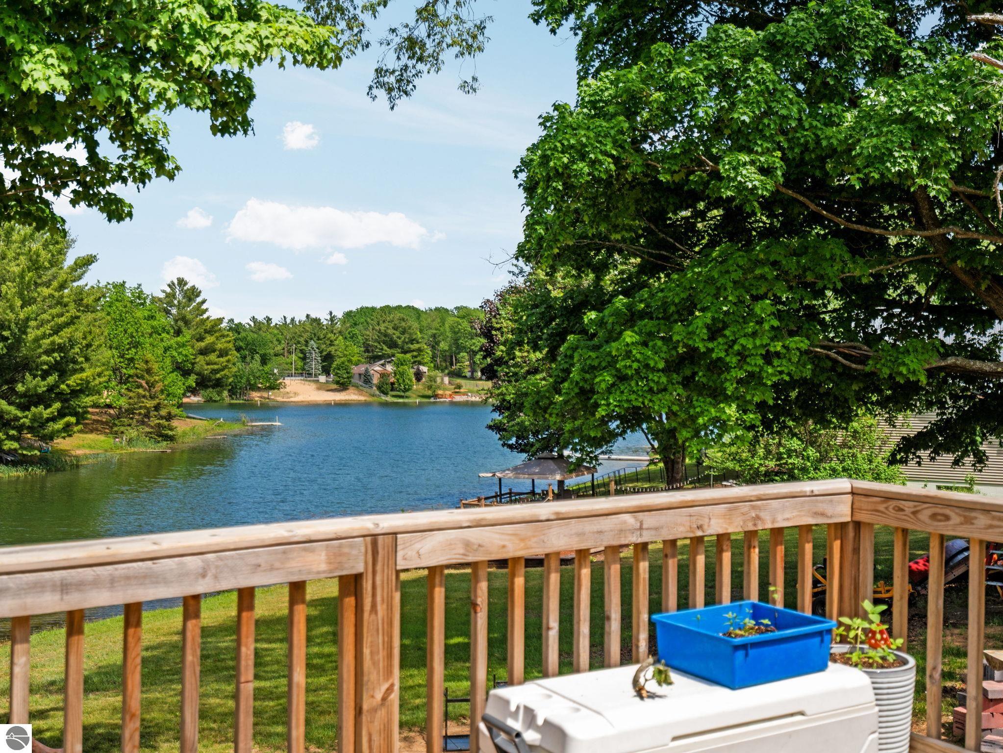 584 Gitchegumee Drive