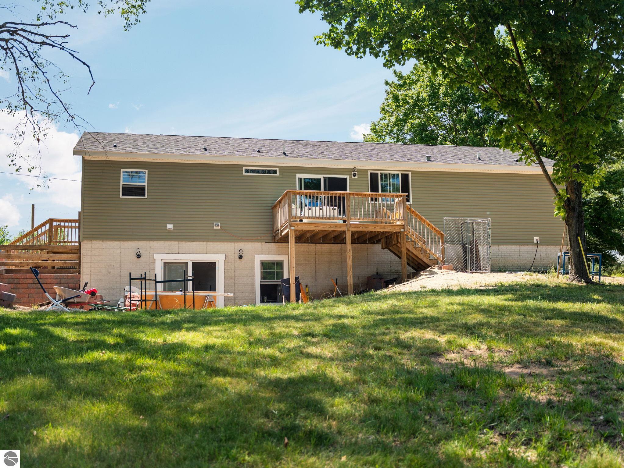 584 Gitchegumee Drive