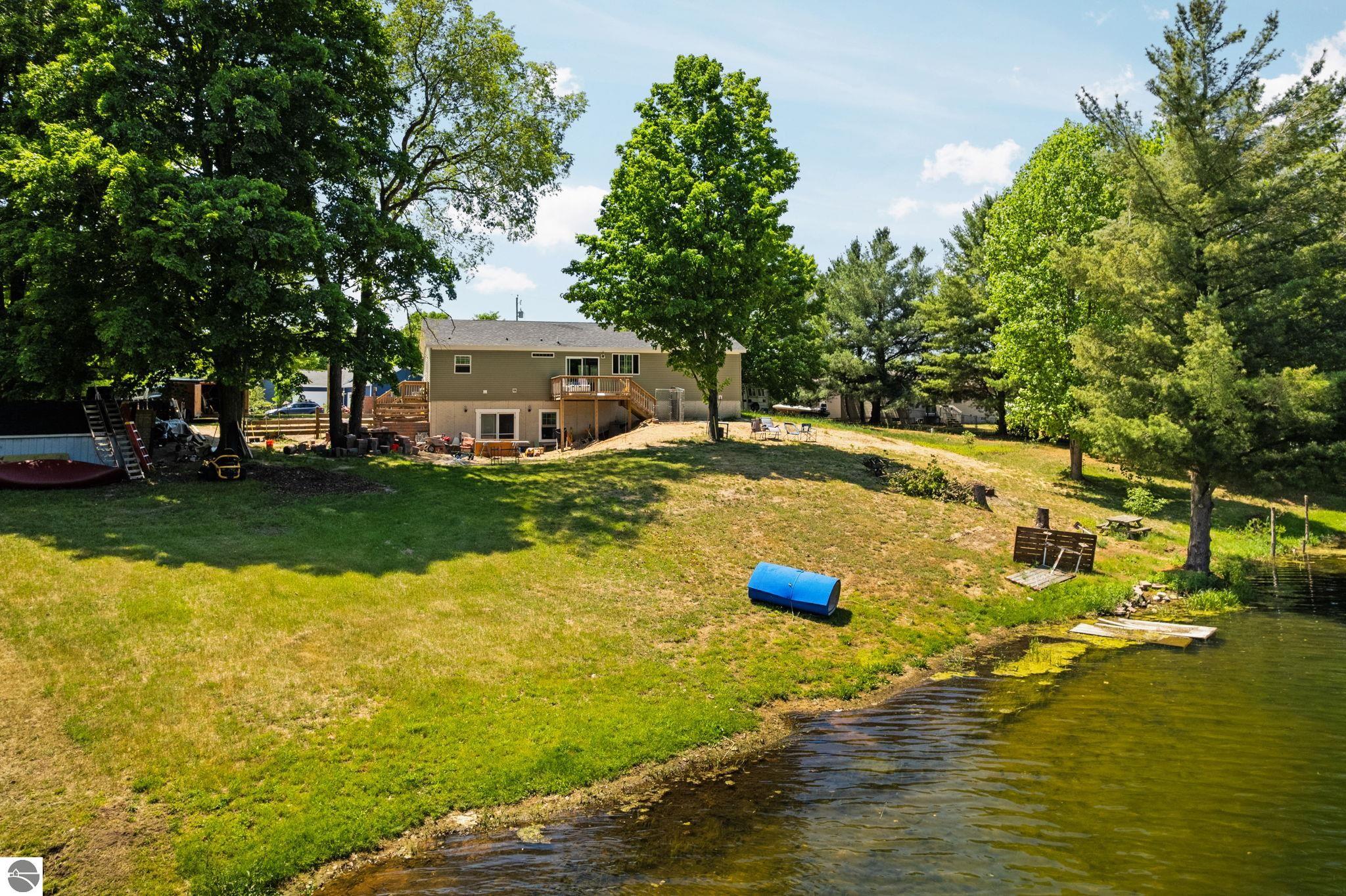 584 Gitchegumee Drive
