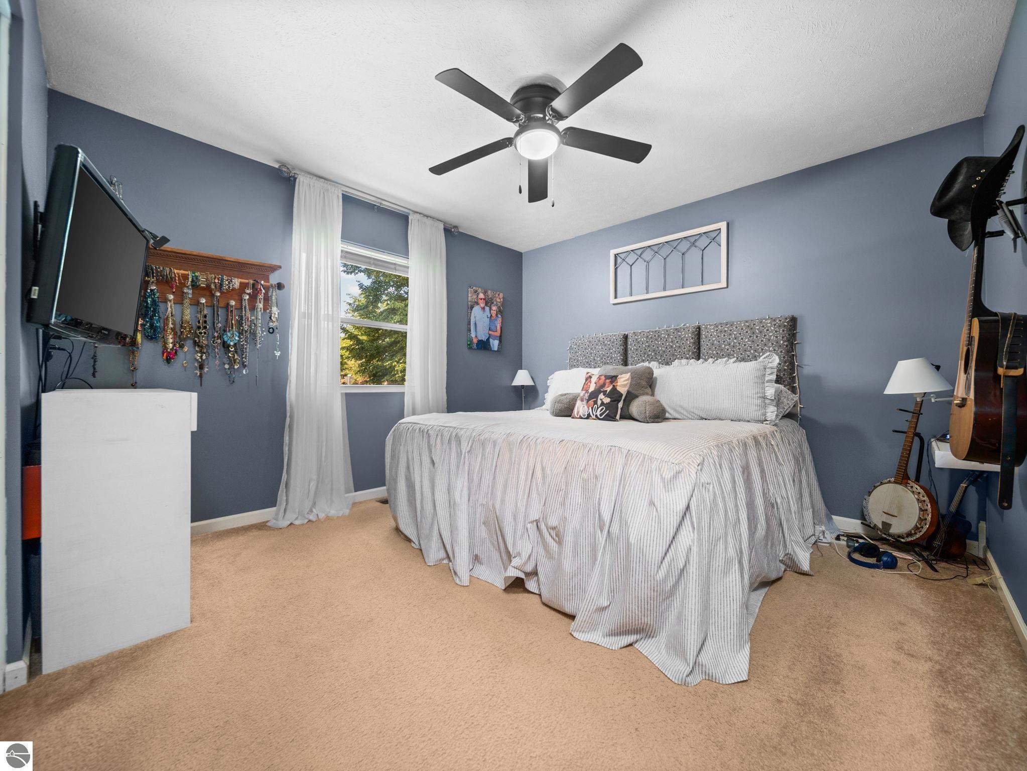 4822 Candlewood Lane