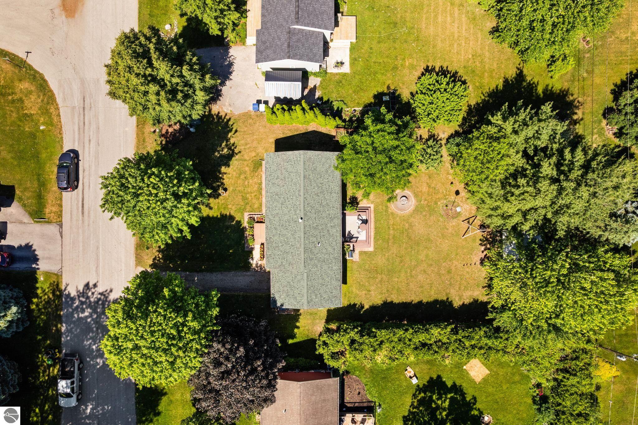 4822 Candlewood Lane