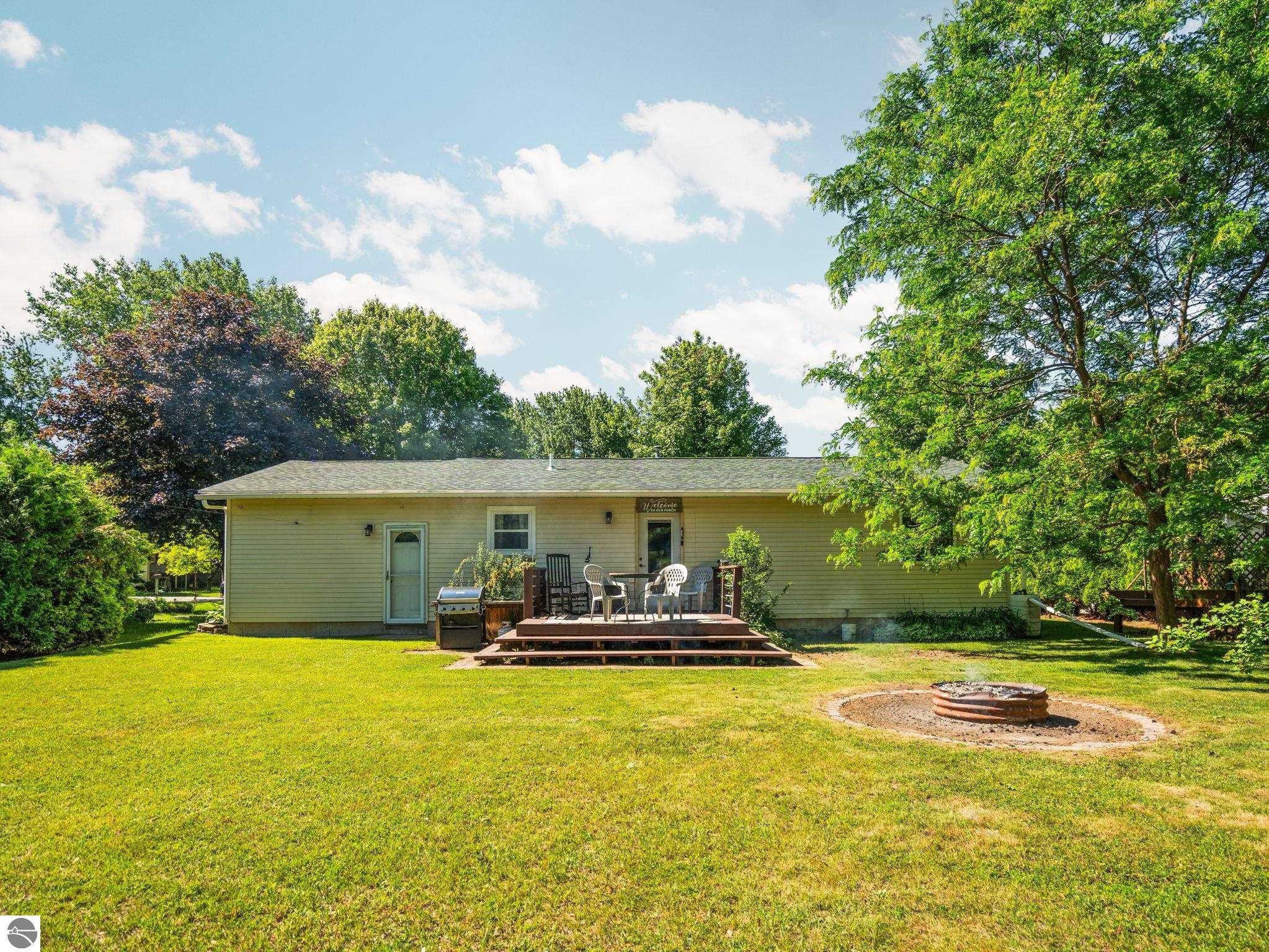 4822 Candlewood Lane