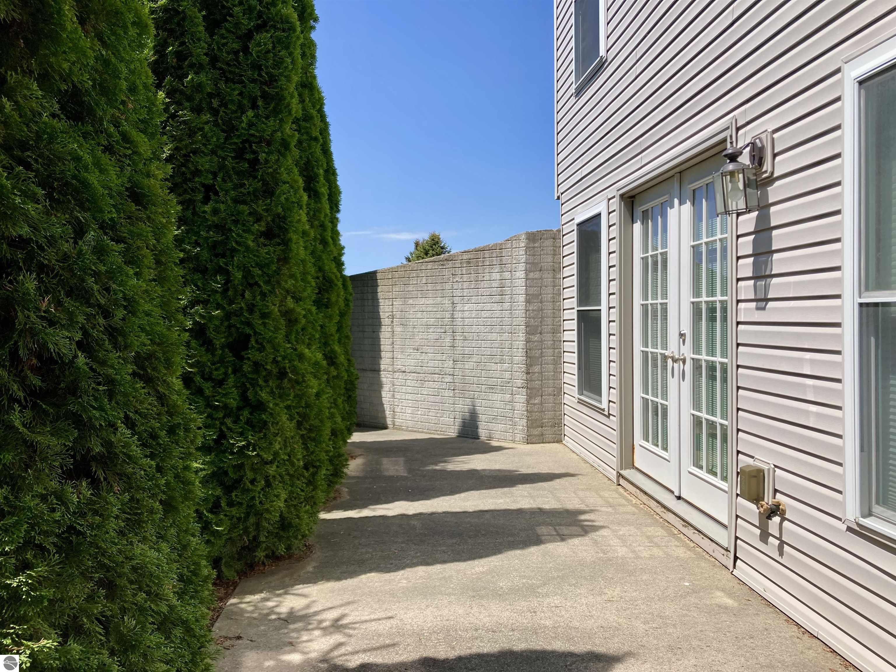 2116 Seaview Drive