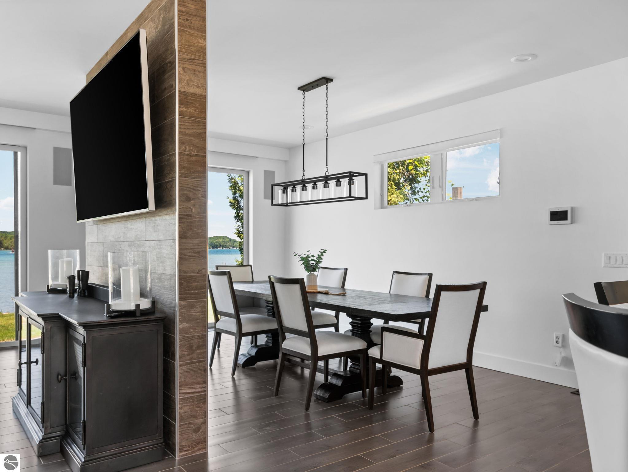 7586 Crystal Beach Road