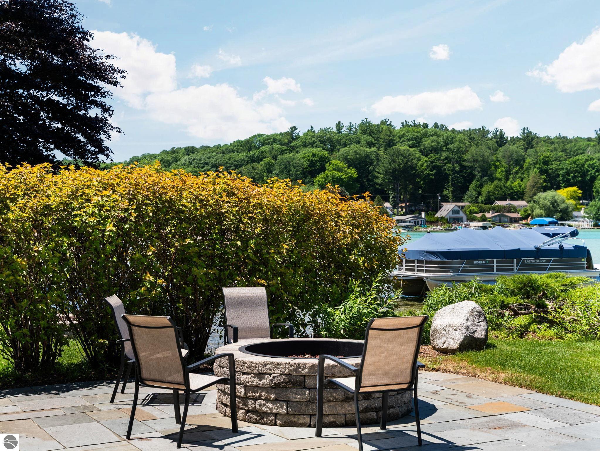 7586 Crystal Beach Road