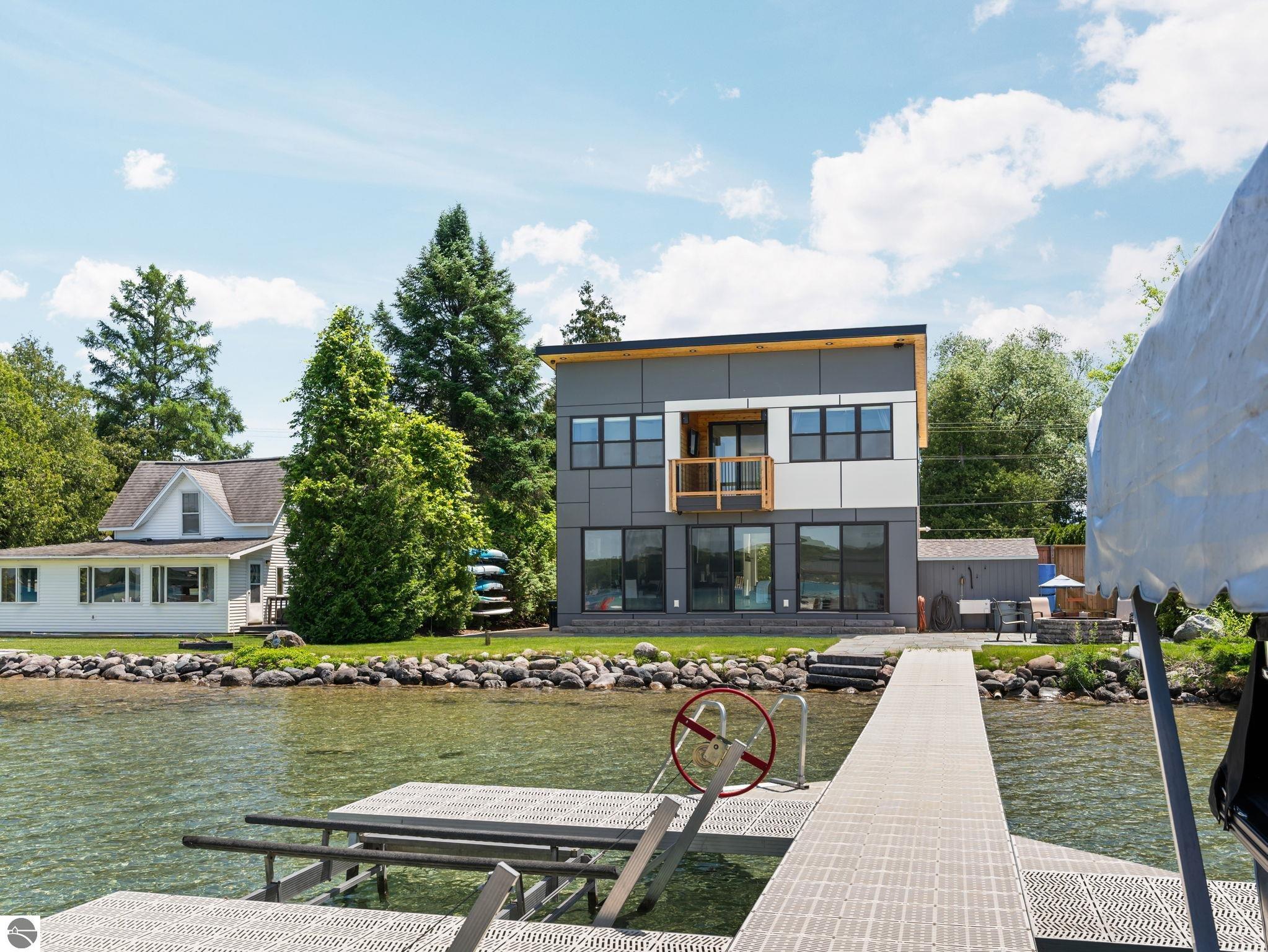 7586 Crystal Beach Road
