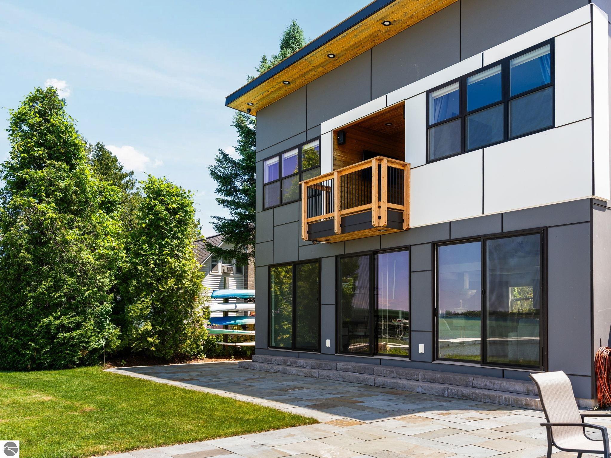 7586 Crystal Beach Road