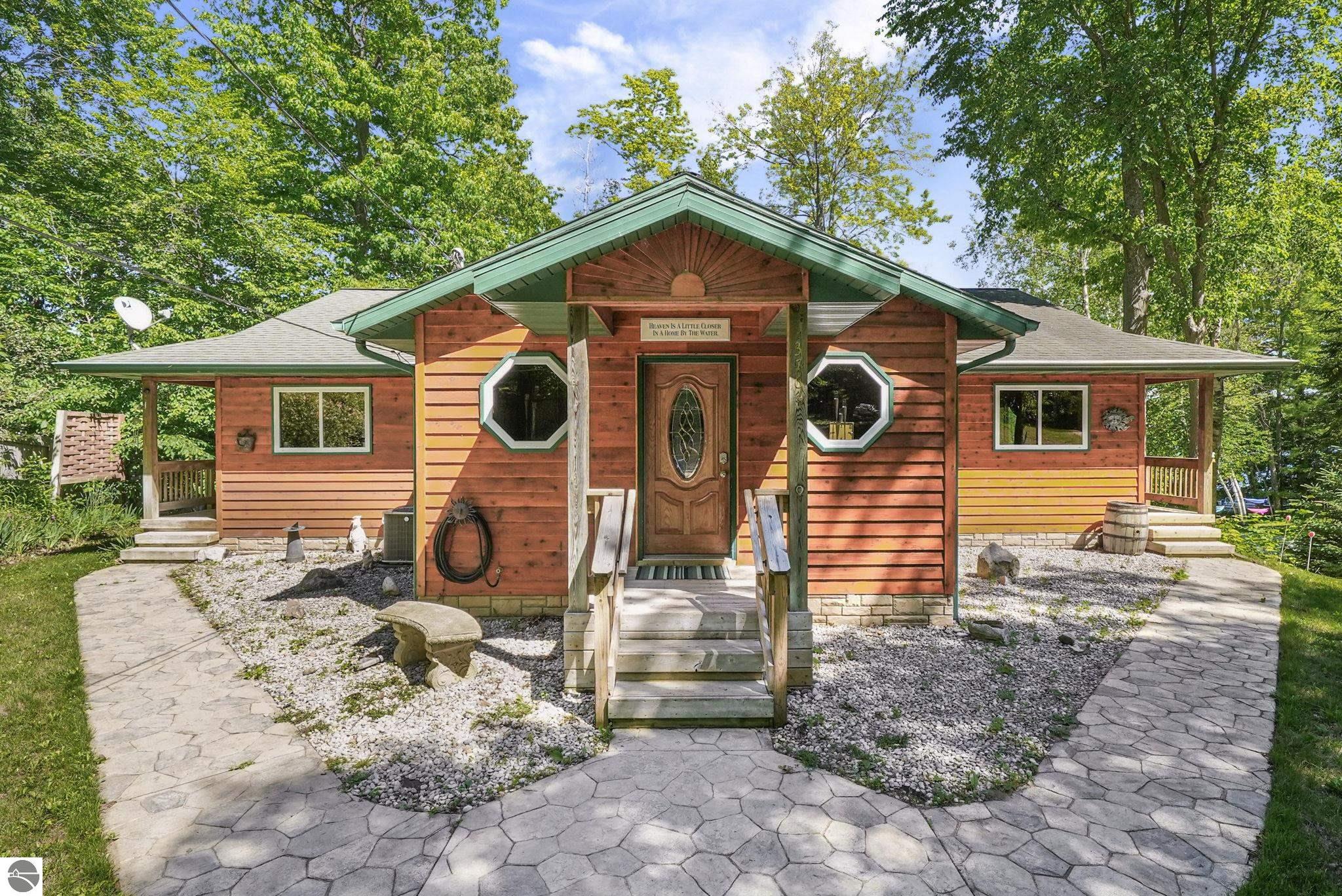 376 Highview Road