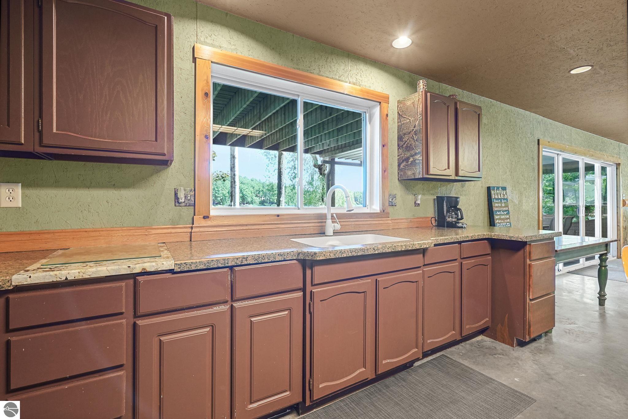 376 Highview Road