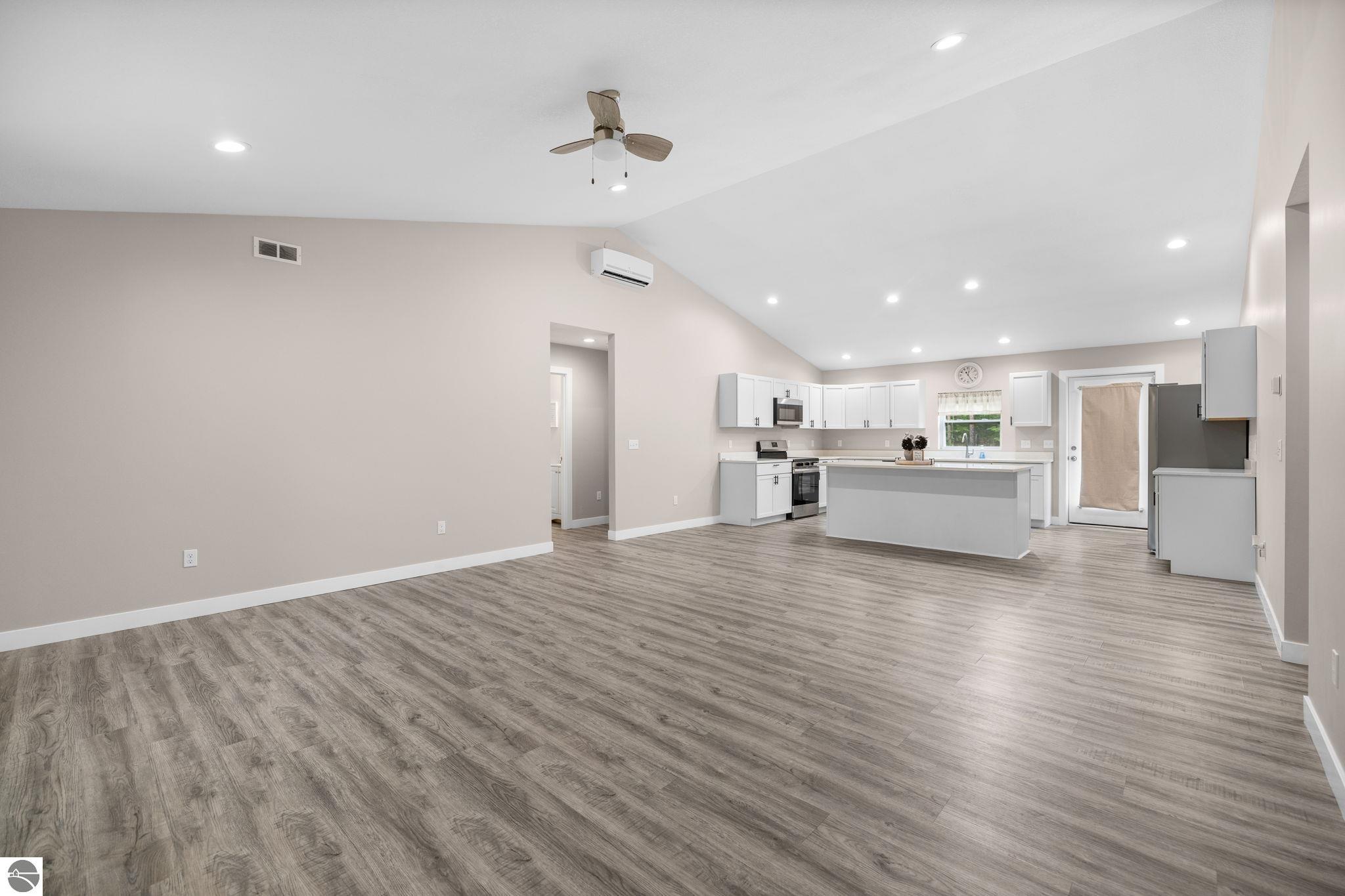 5125 NE Myers Road