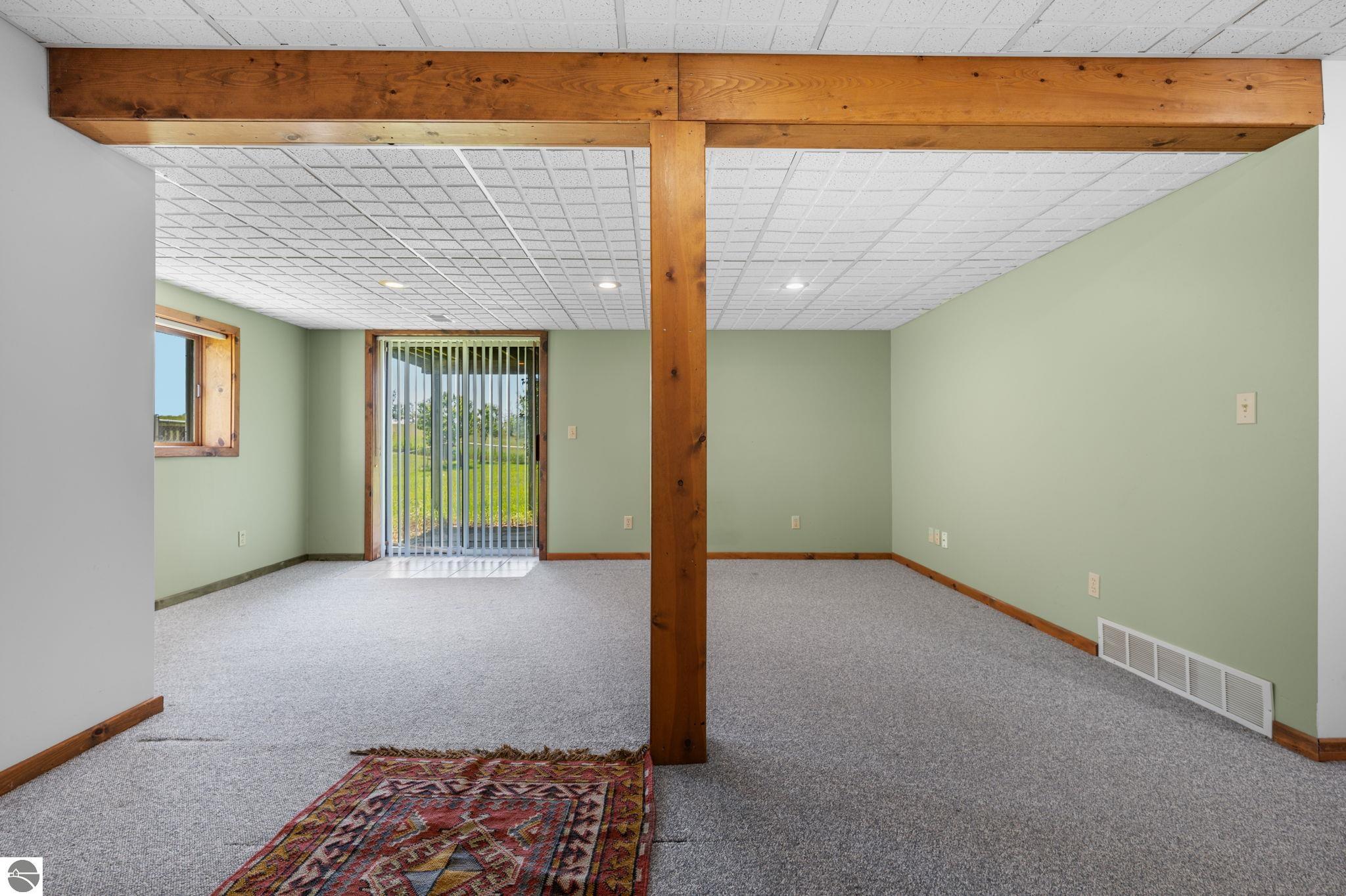 6109 Dover Lane