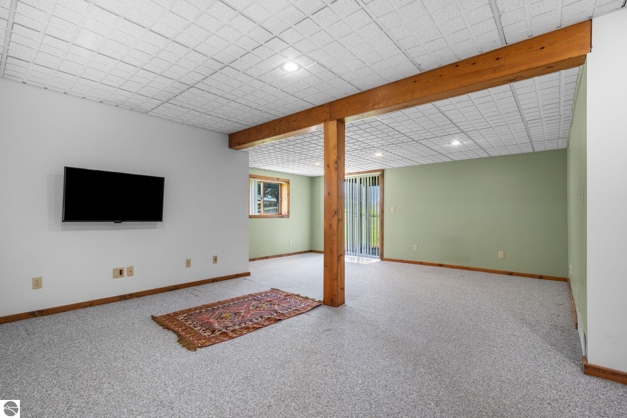 6109 Dover Lane