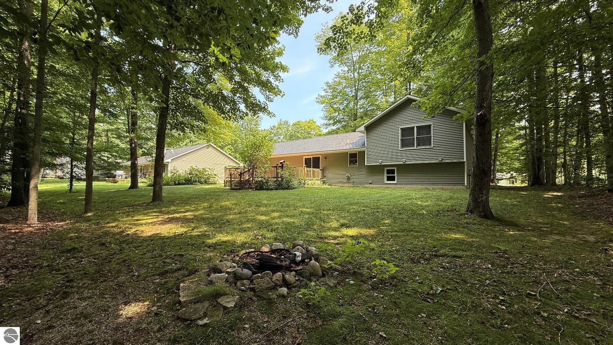 8514 Bent Pine Drive