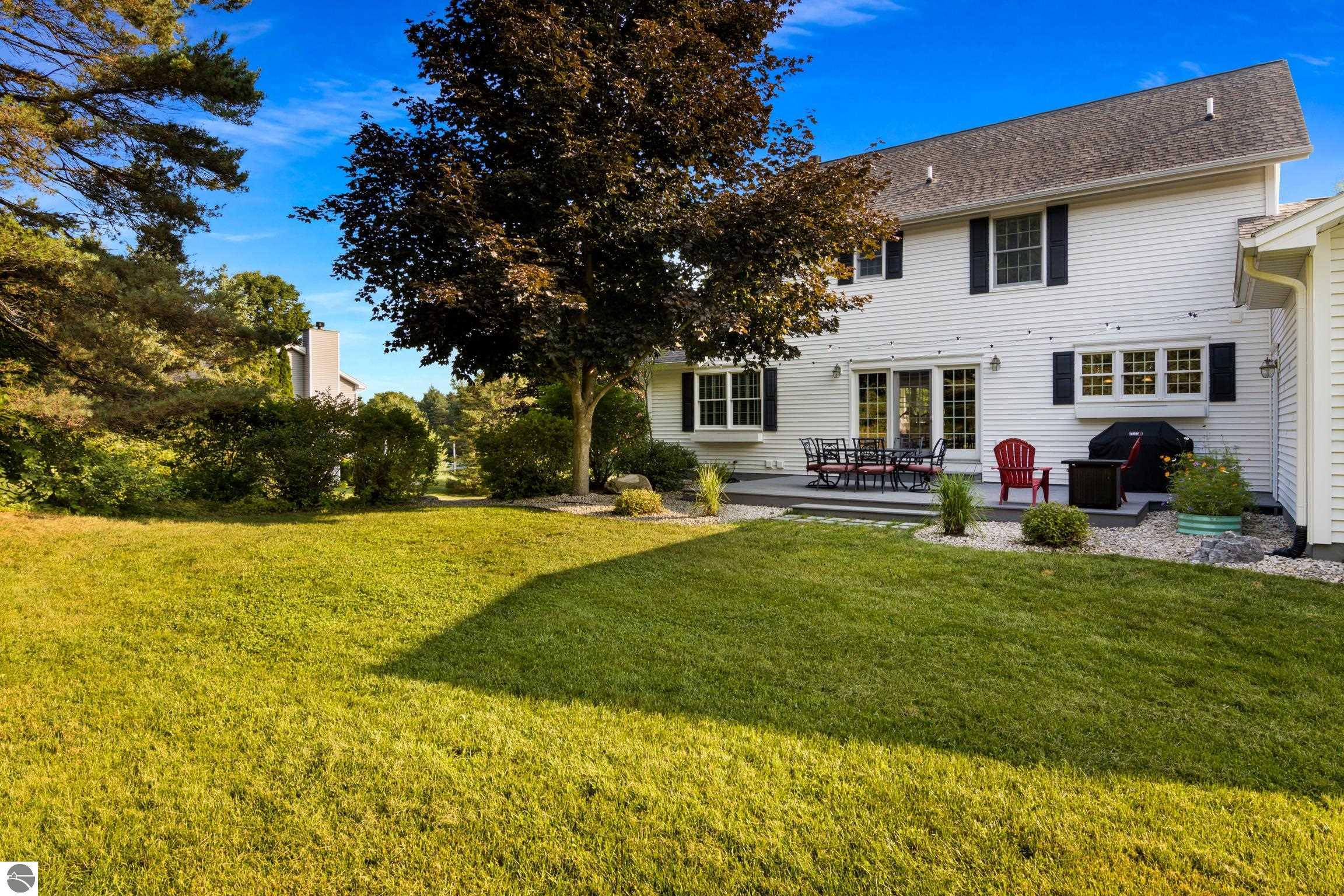 909 Black Hill Lane