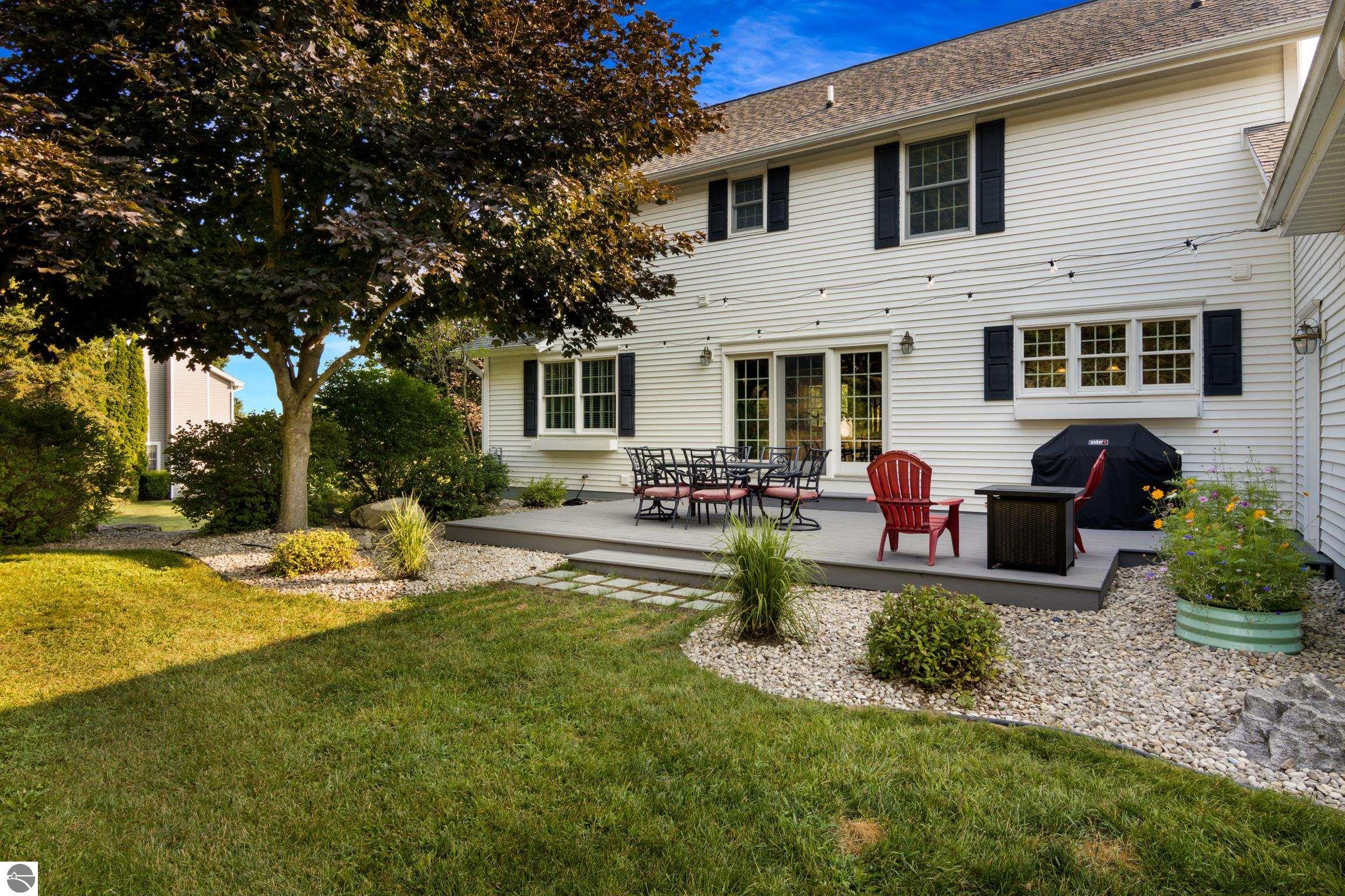 909 Black Hill Lane