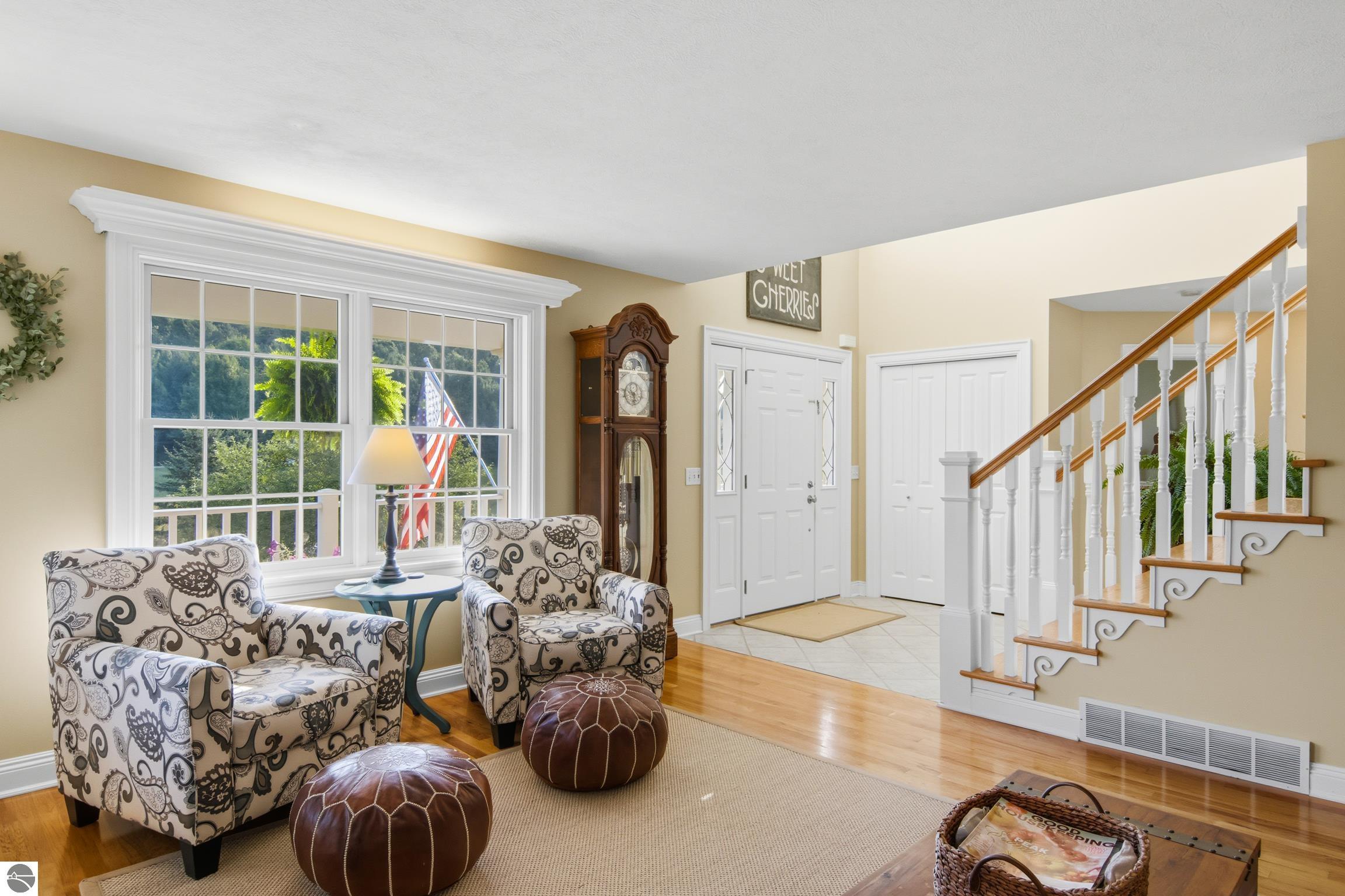 909 Black Hill Lane
