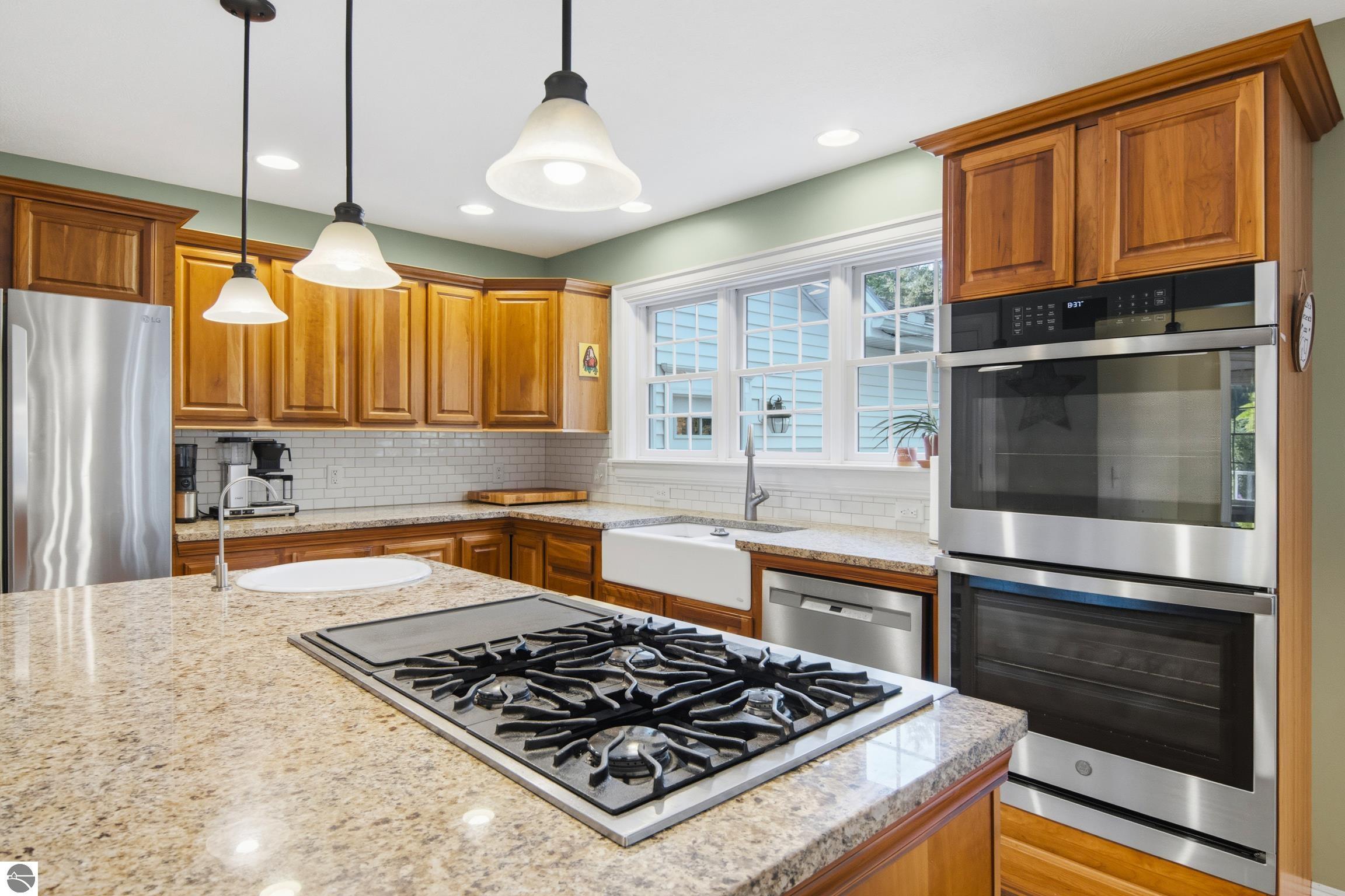 909 Black Hill Lane