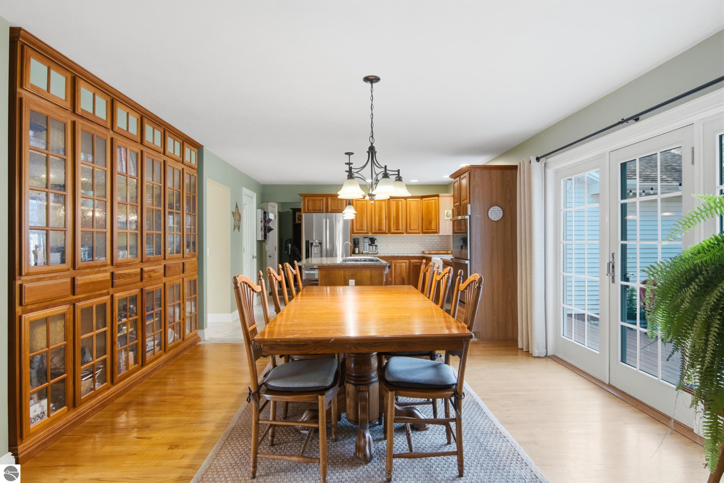 909 Black Hill Lane