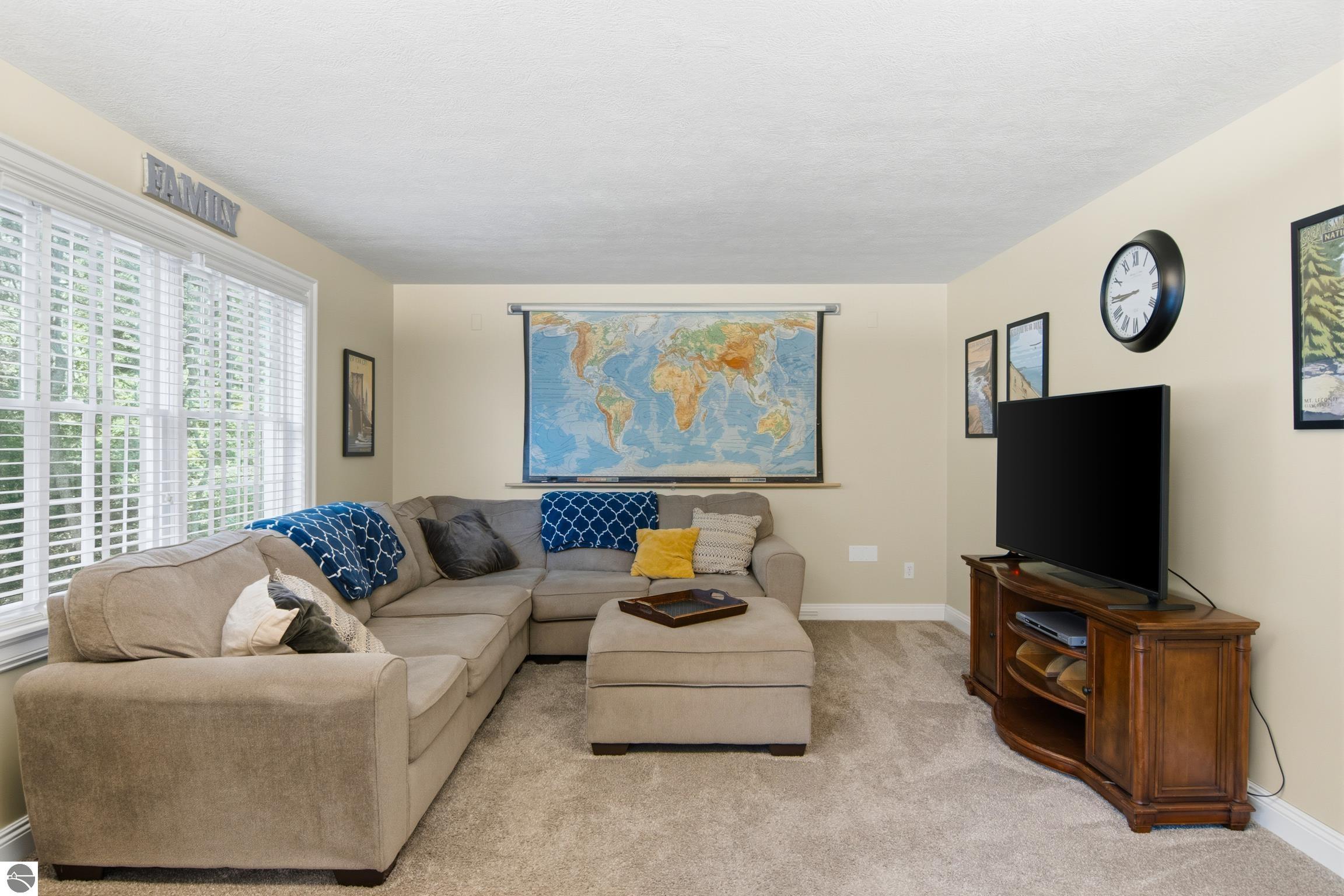 909 Black Hill Lane