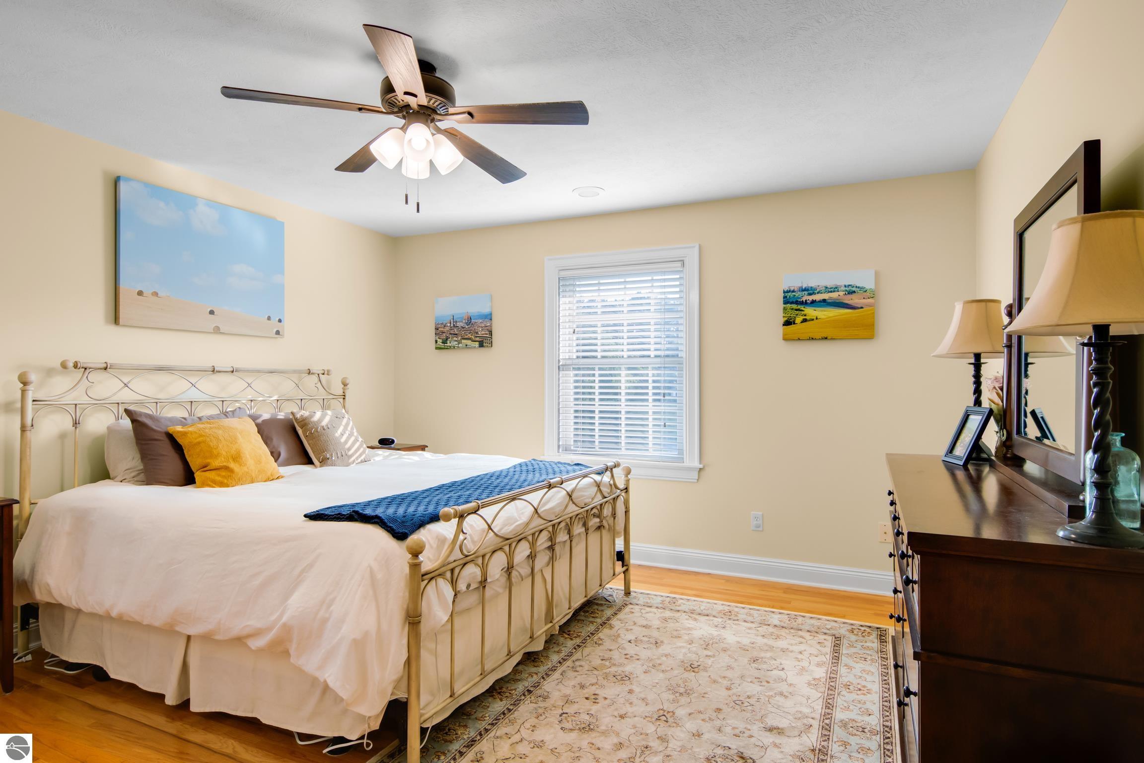 909 Black Hill Lane